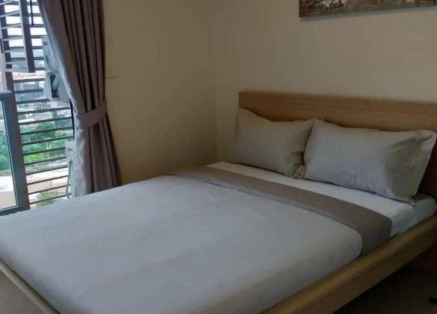 อพาร์ทเม้น Large High Floor, Pool And Great Location Pattaya