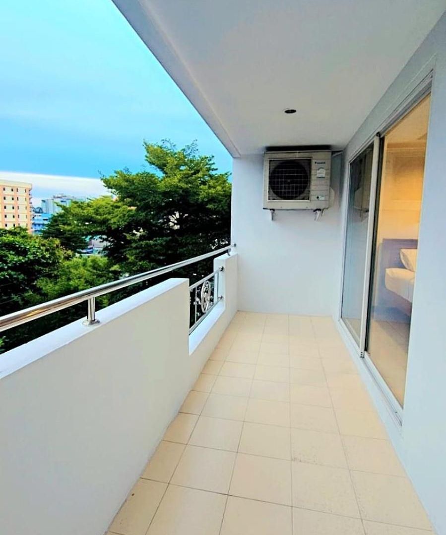 24 * Pattaya
