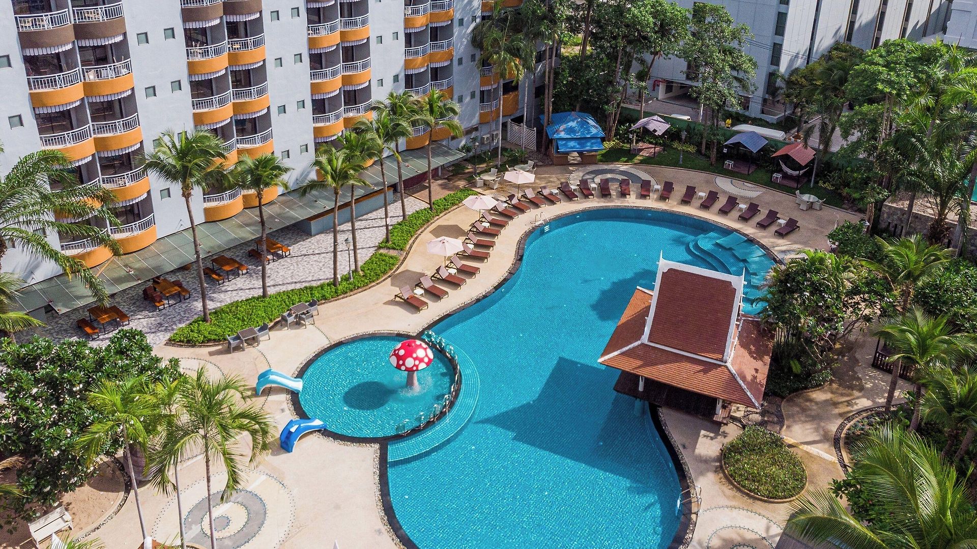 Heeton Concept By Compass Hospitality โรงแรม Pattaya