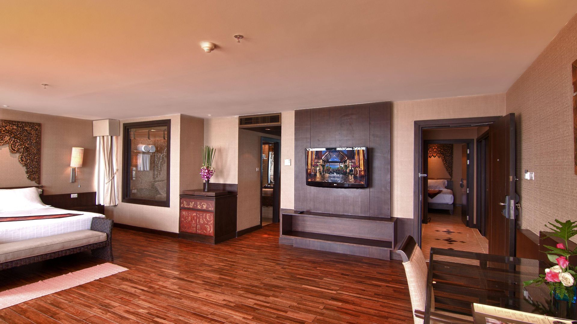 Garden Cliff And 5* Pattaya