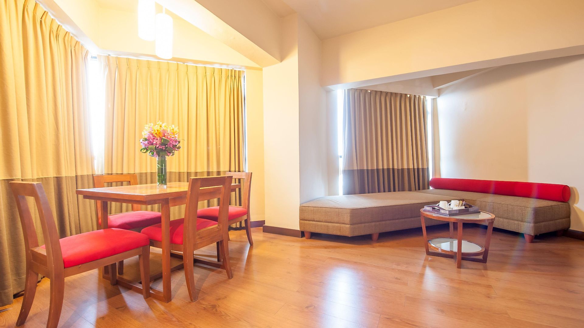 The Seasons 3* Pattaya