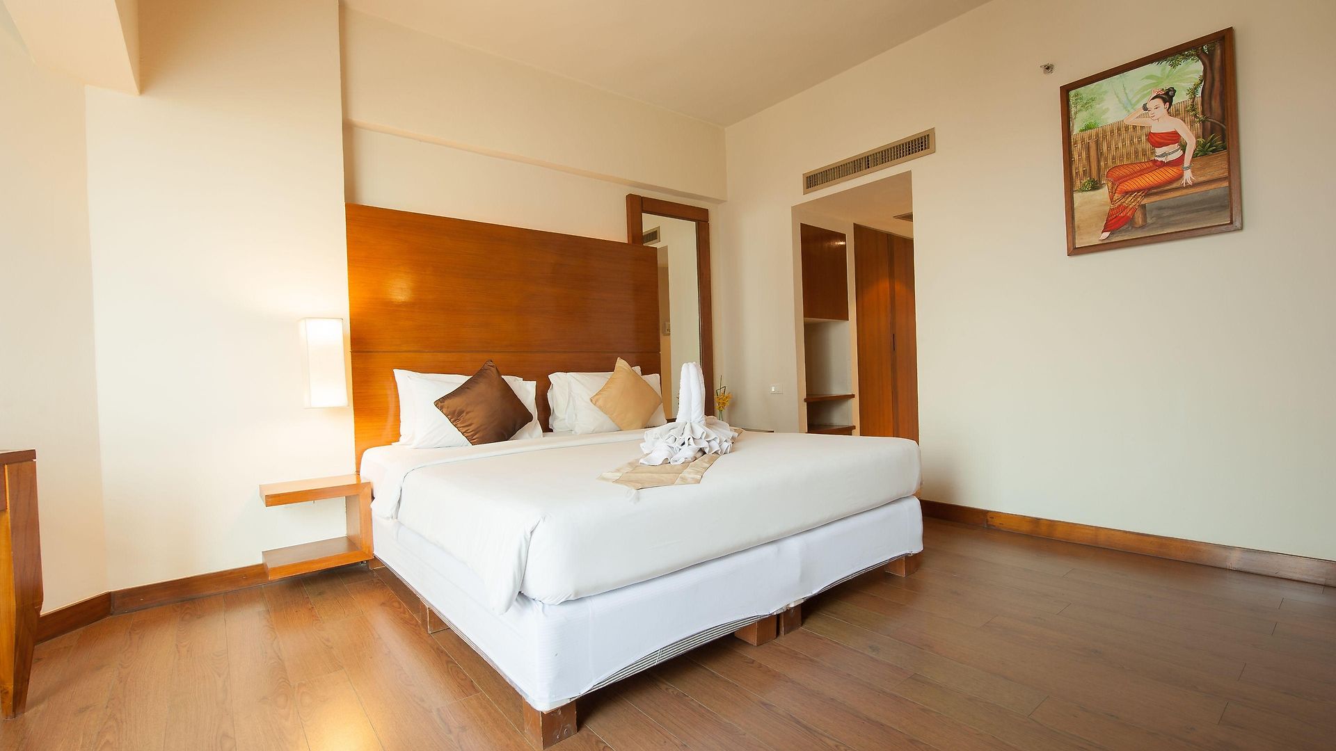 The Seasons โรงแรม Pattaya