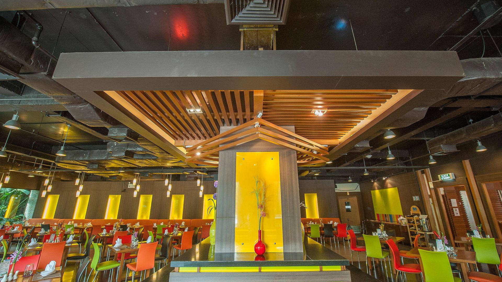 โรงแรม The Seasons Pattaya