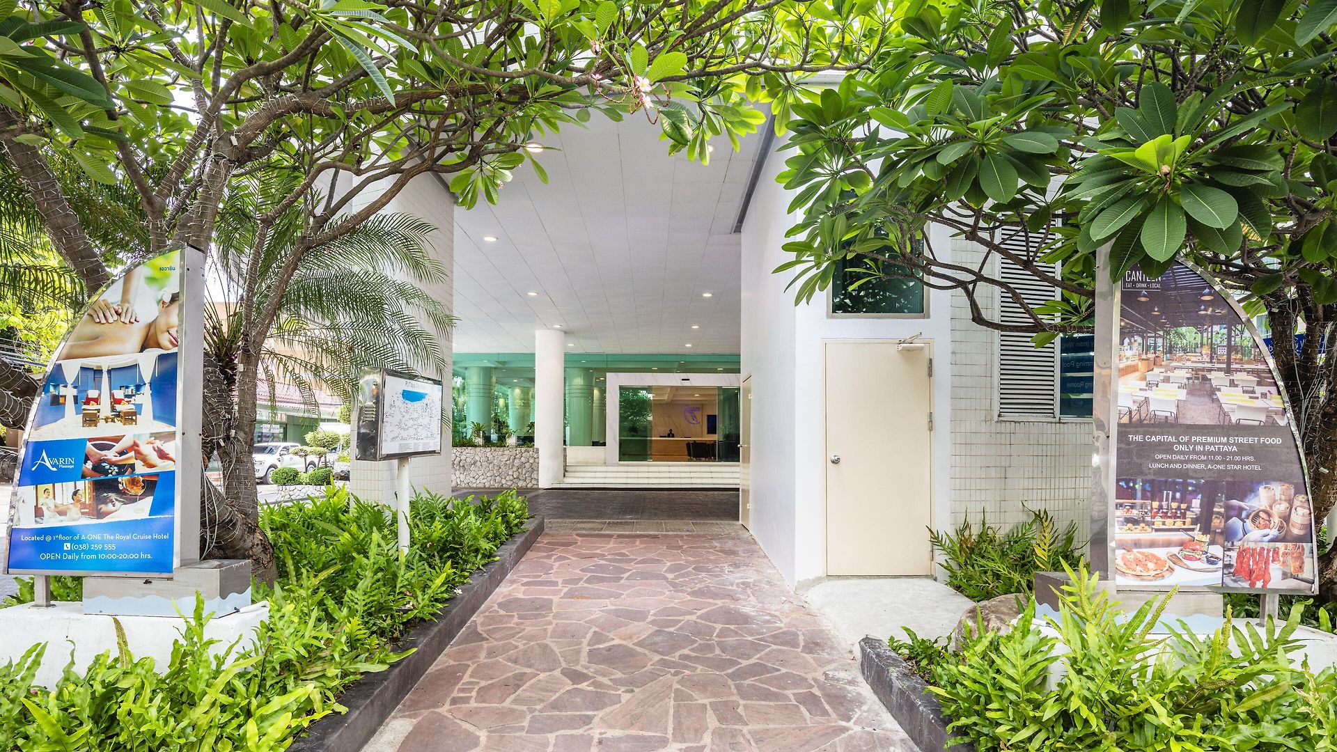 Blue Formerly A-one New Wing โรงแรม
