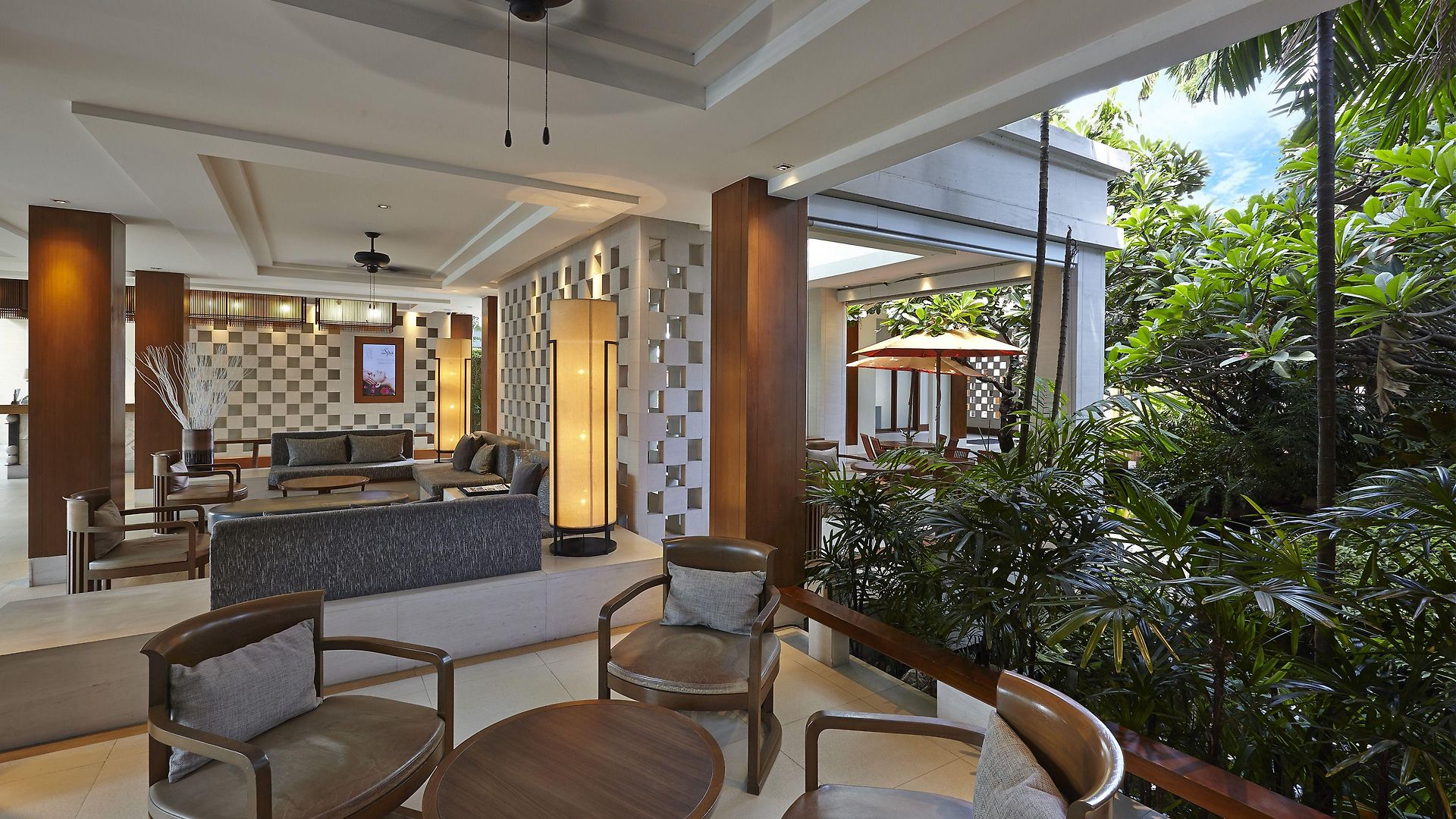 วู้ดแลนด์ โฮเต็ล แอนด์ รีสอร์ท Pattaya