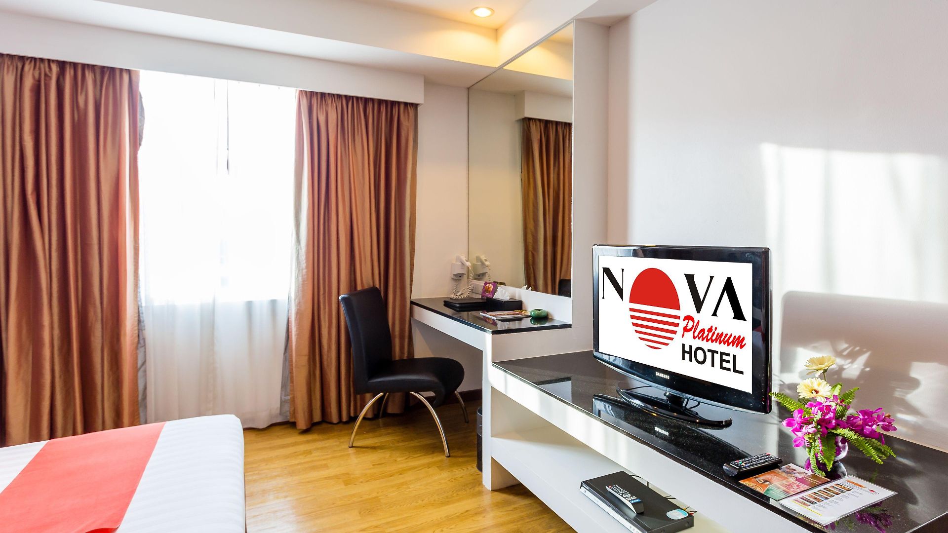 โนวา แพล็ททินัม - Sha Extra โรงแรม 4*