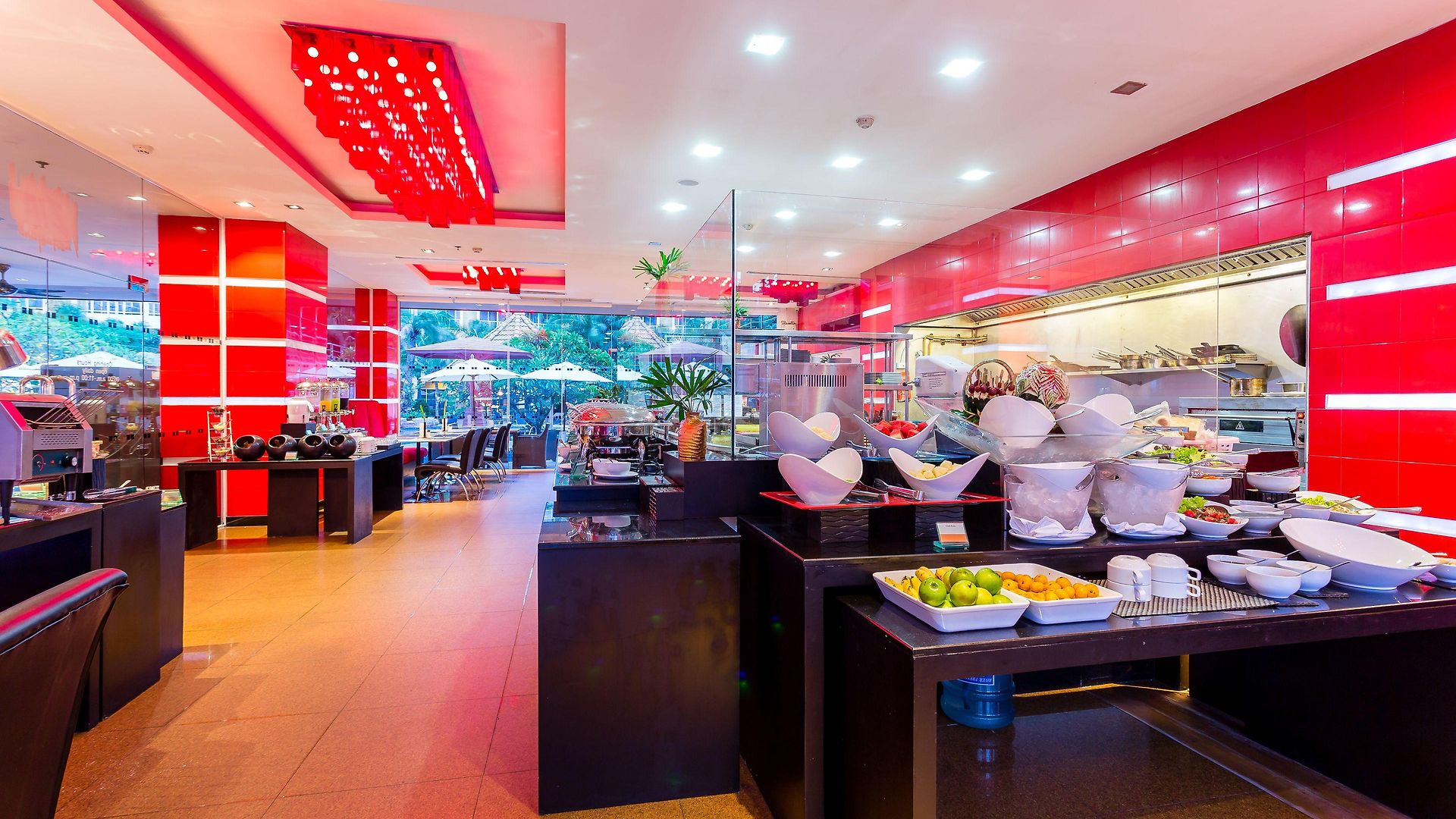 โรงแรม โนวา แพล็ททินัม - Sha Extra 4*