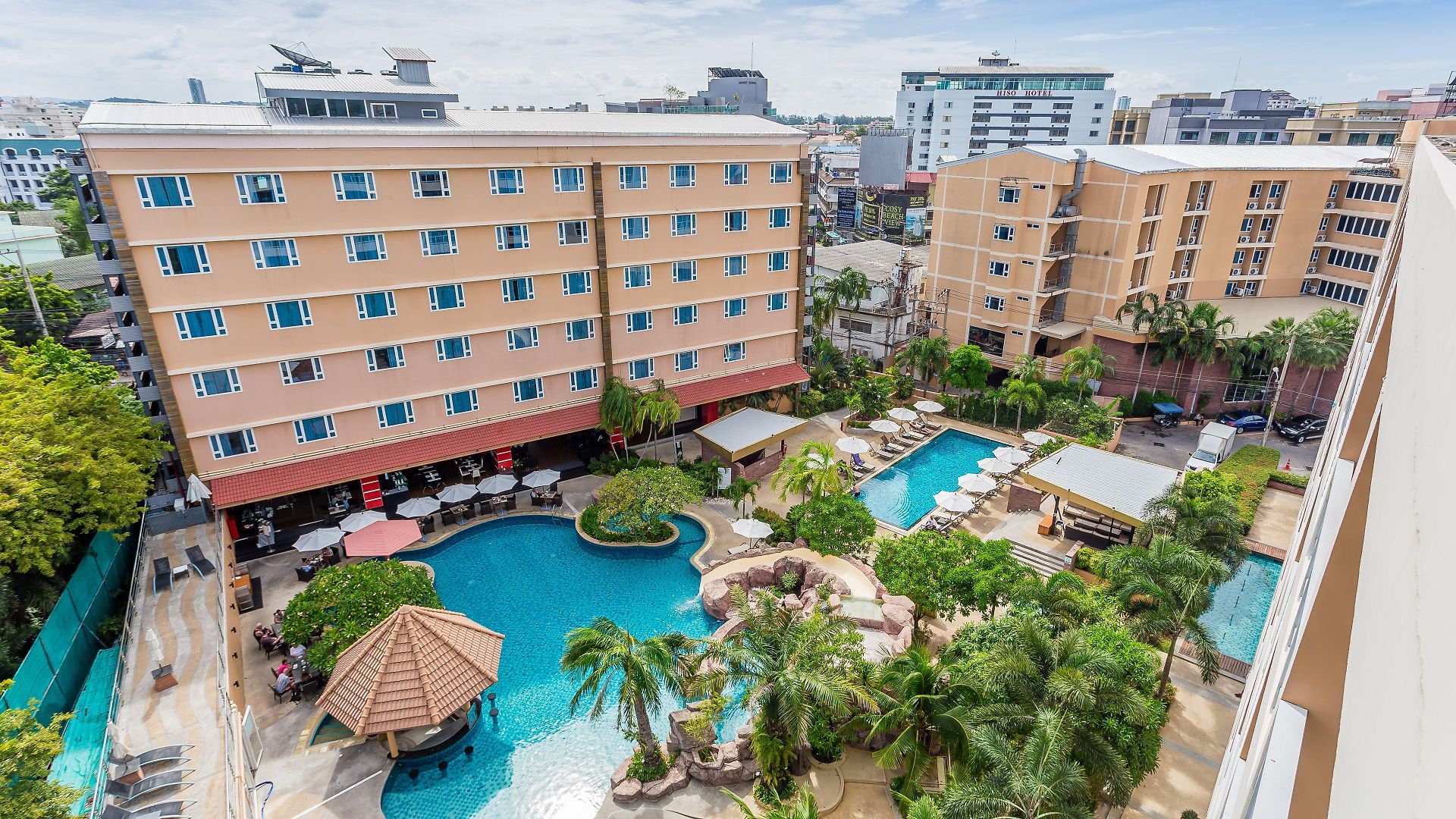 โรงแรม โนวา แพล็ททินัม - Sha Extra Pattaya