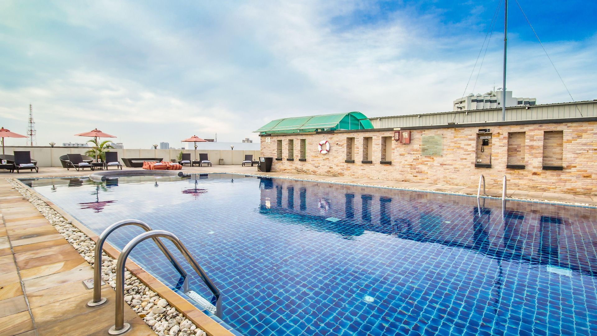 Nova By Compass Hospitality โรงแรม 4*