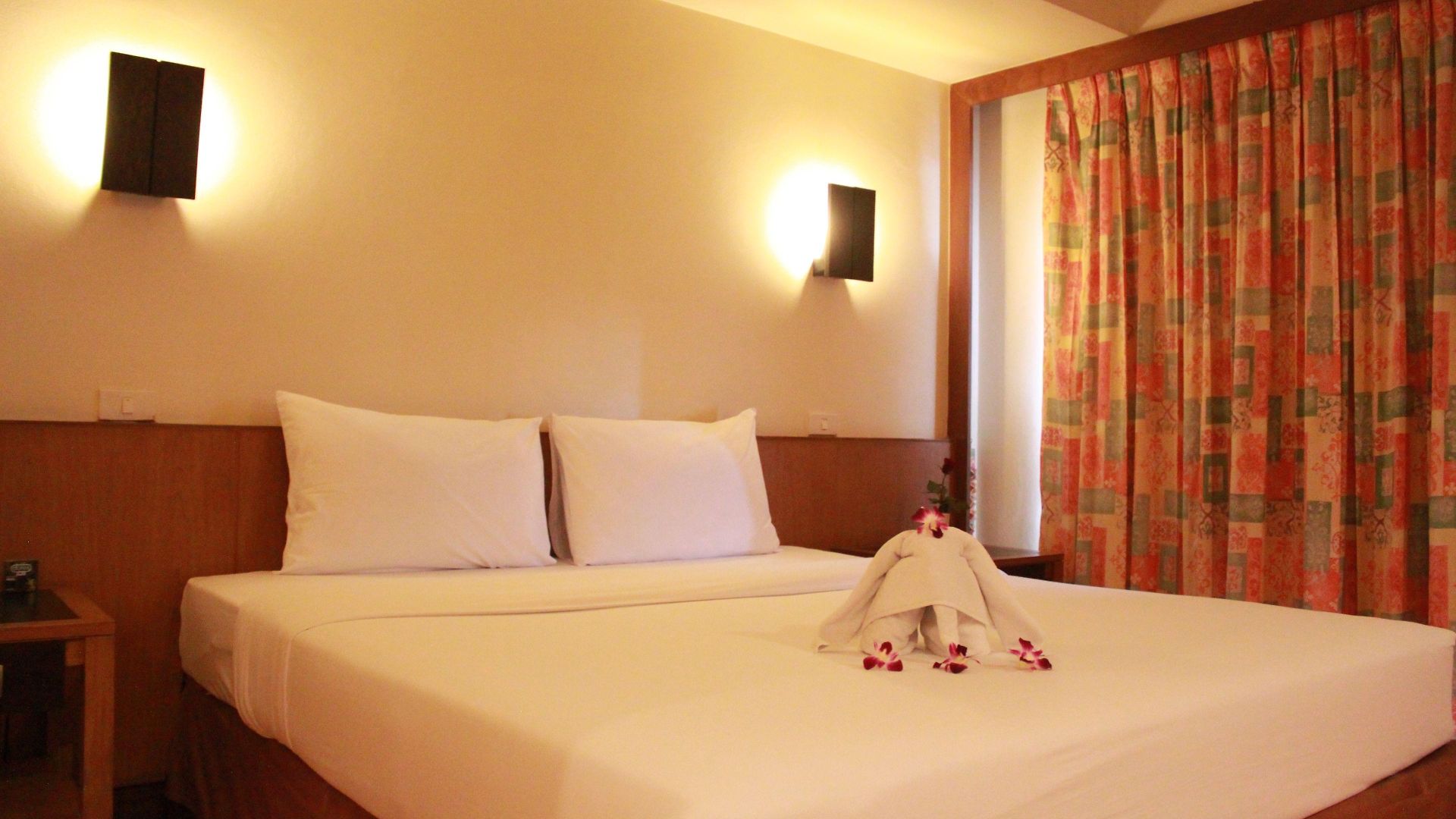 โรงแรม Sunshine & Residences 3*