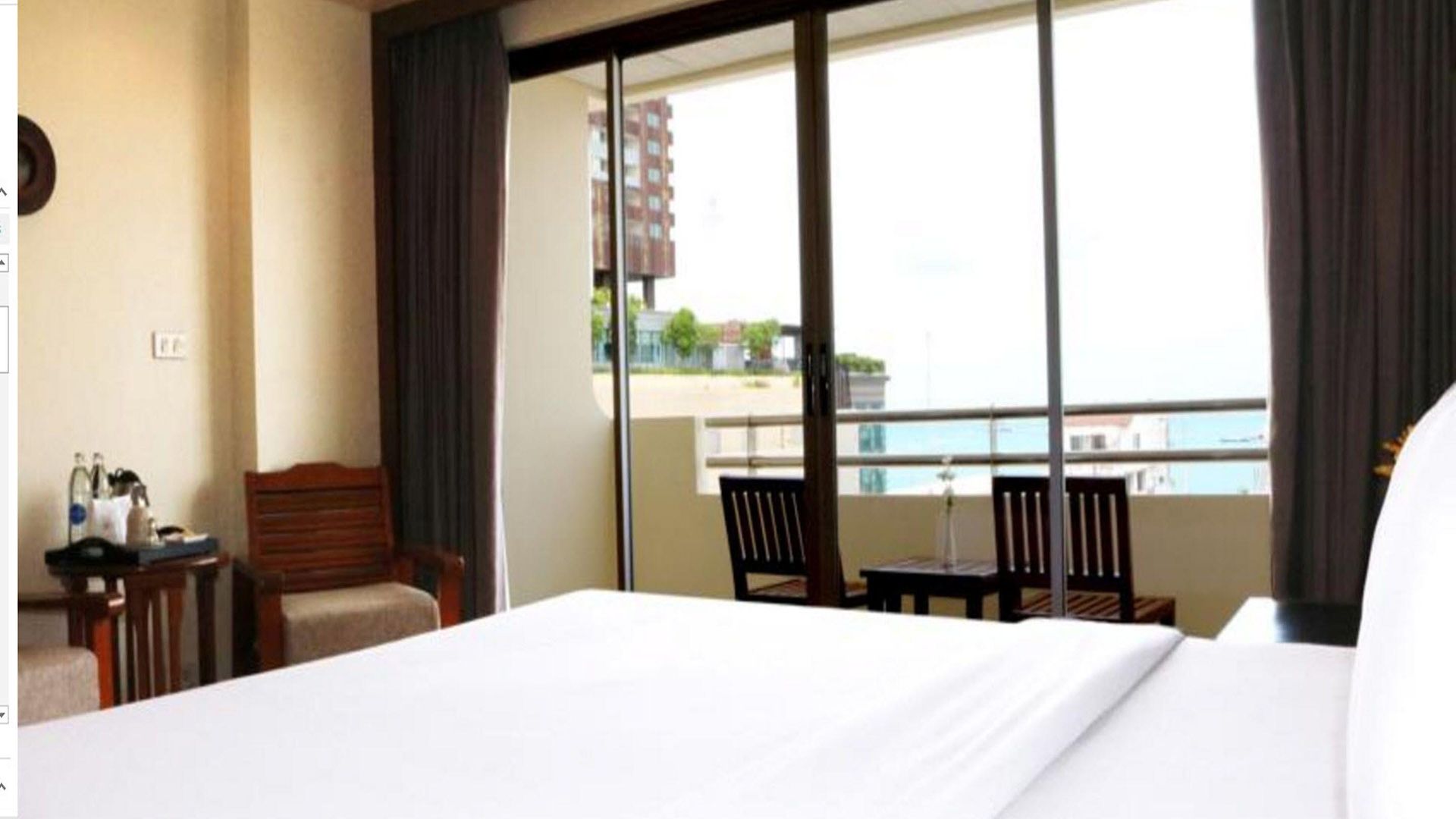 Sunshine & Residences โรงแรม 3*