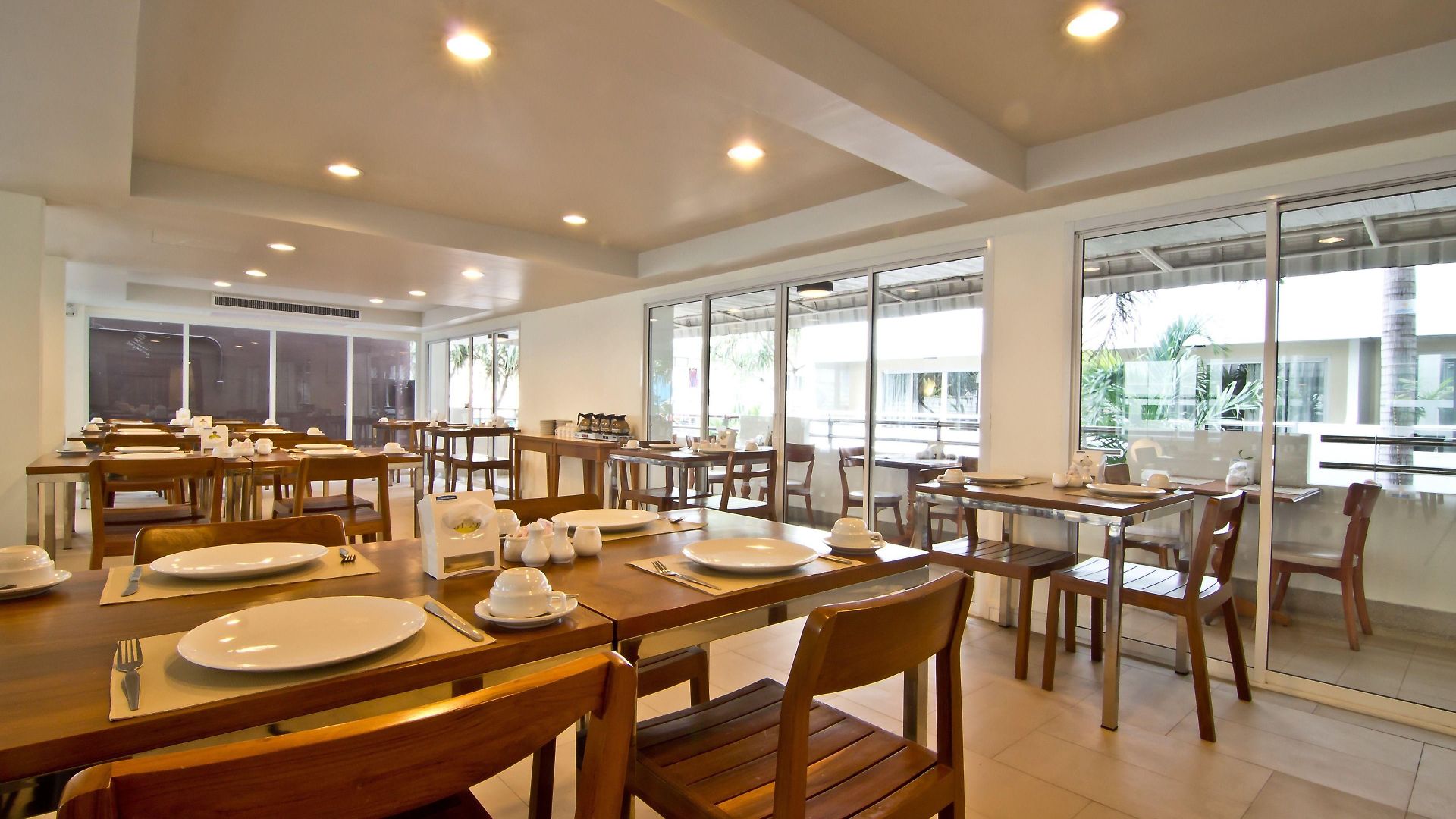 โรงแรม Sunshine & Residences Pattaya