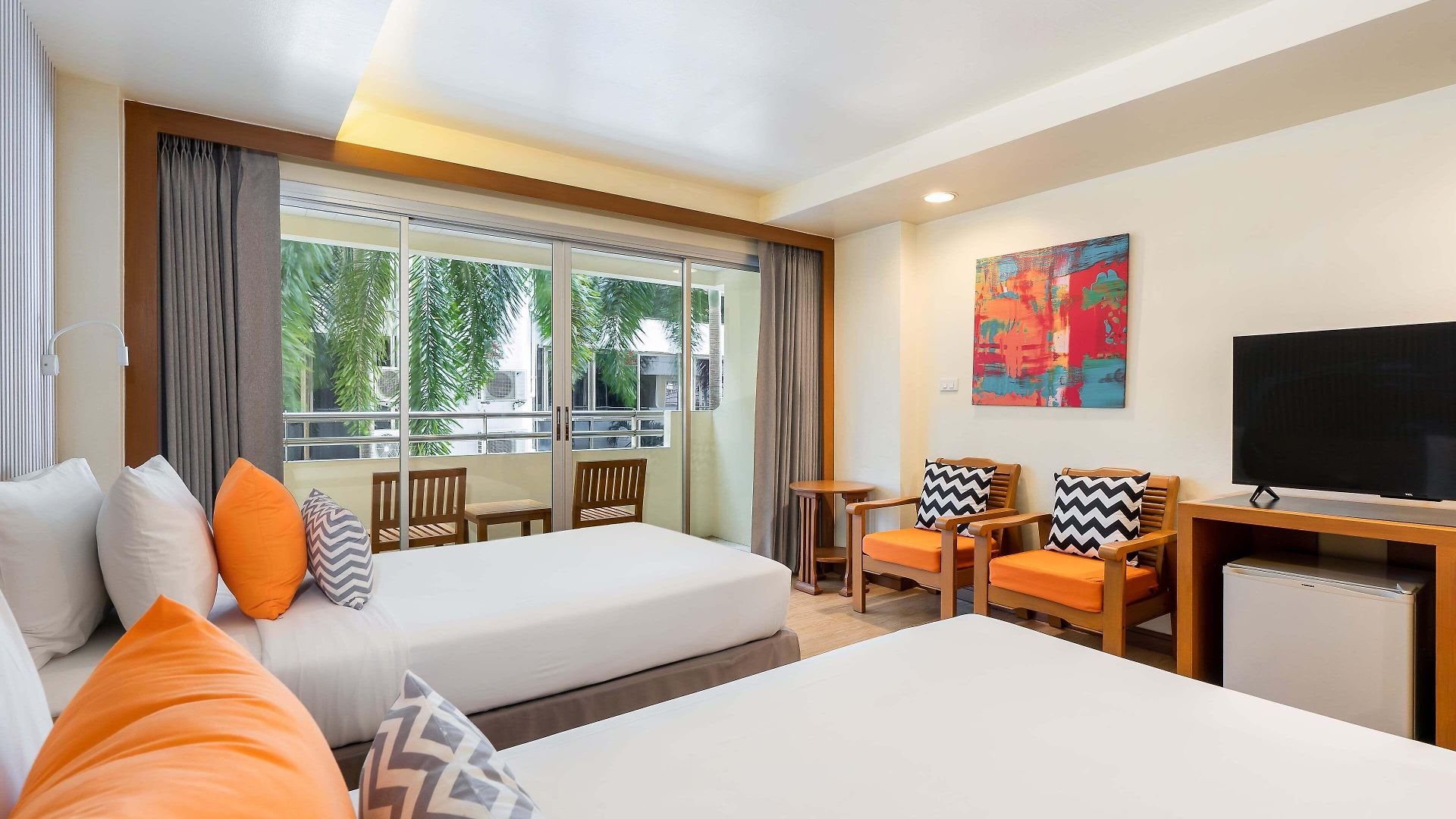 Sunshine & Residences โรงแรม