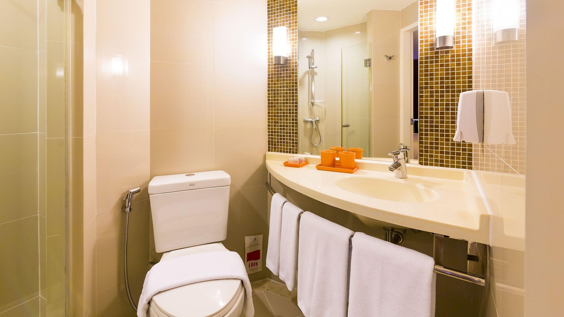 โรงแรม Ibis