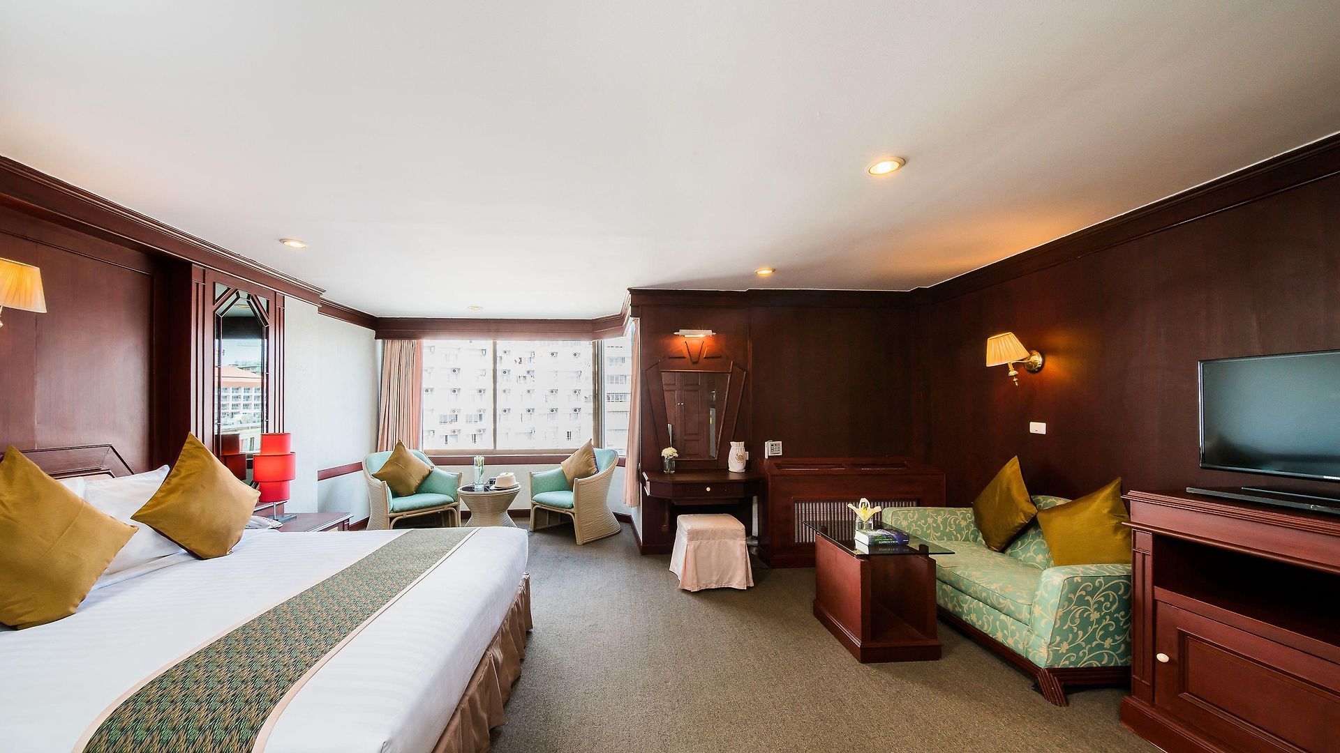 Mountain & Convention Center Hotel Pattaya