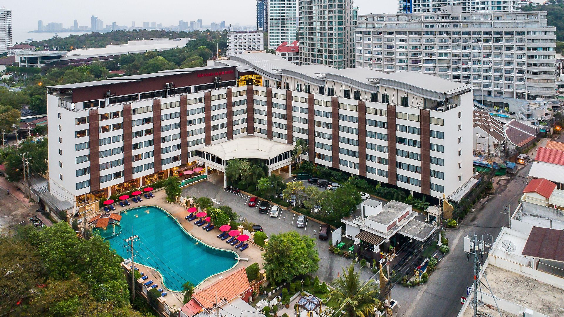 Mountain & Convention Center 4*