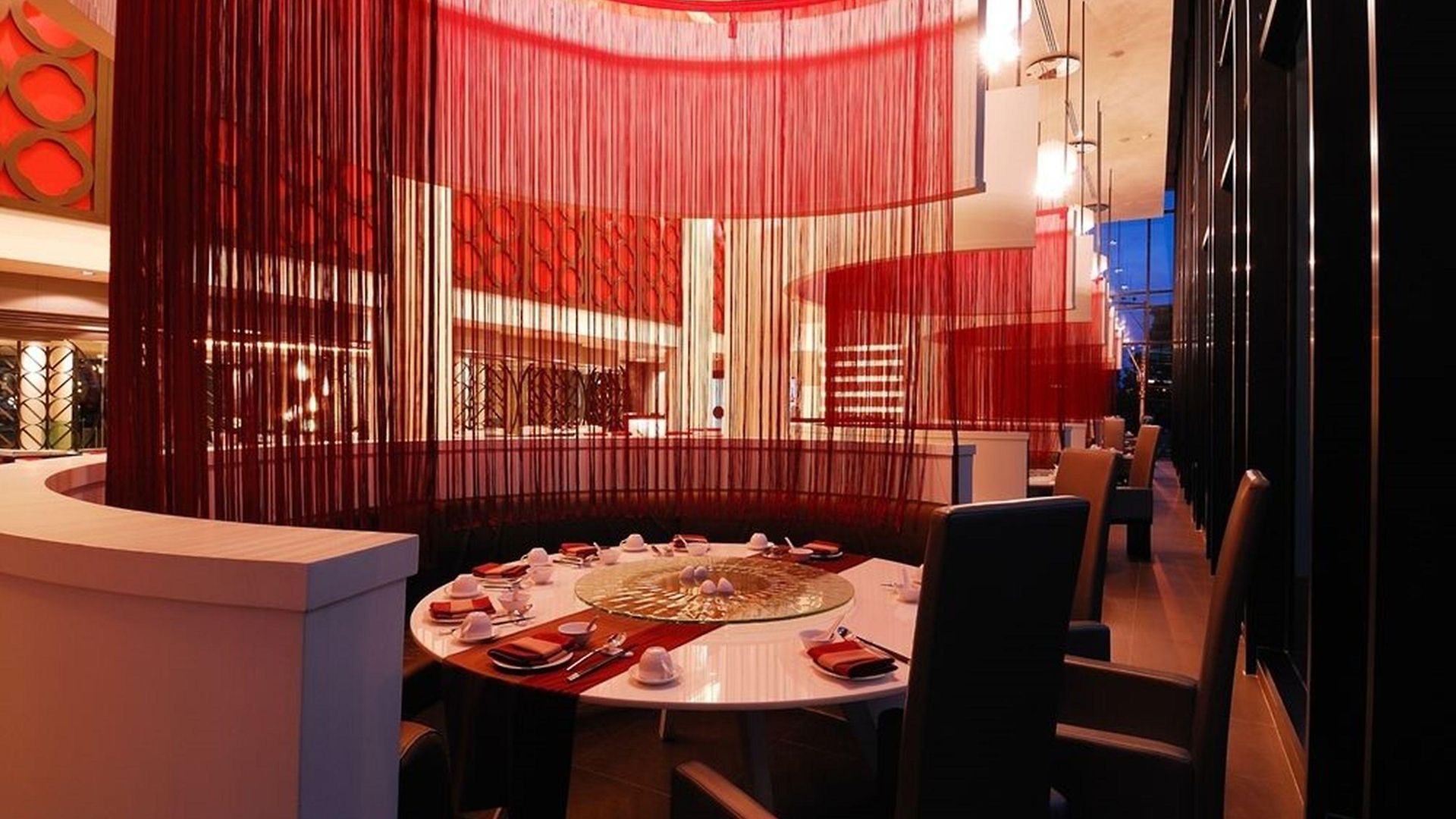 โรงแรม The Zign 5*