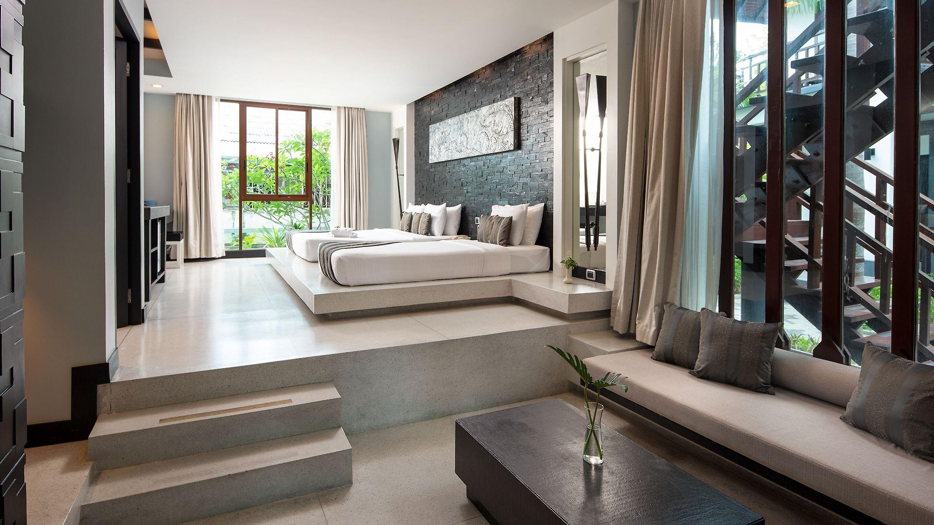 โรงแรม The Zign 5*