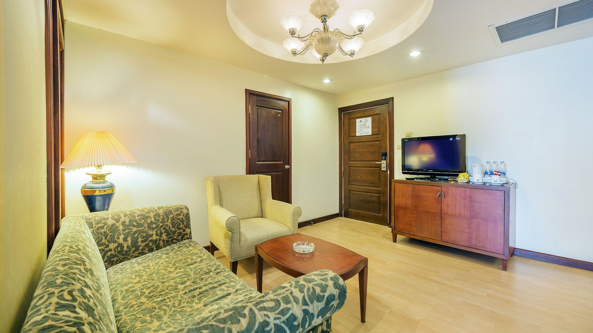 Jomtien Palm & - Family-friendly โรงแรม 5*