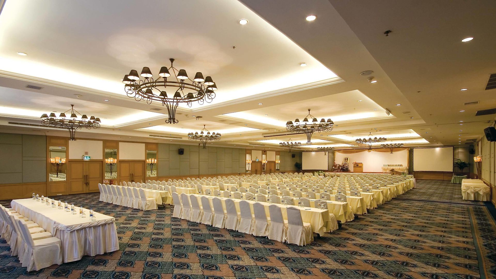 Jomtien Palm & - Family-friendly 5*