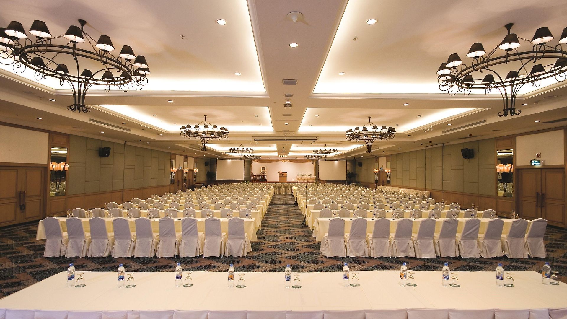 Jomtien Palm & - Family-friendly