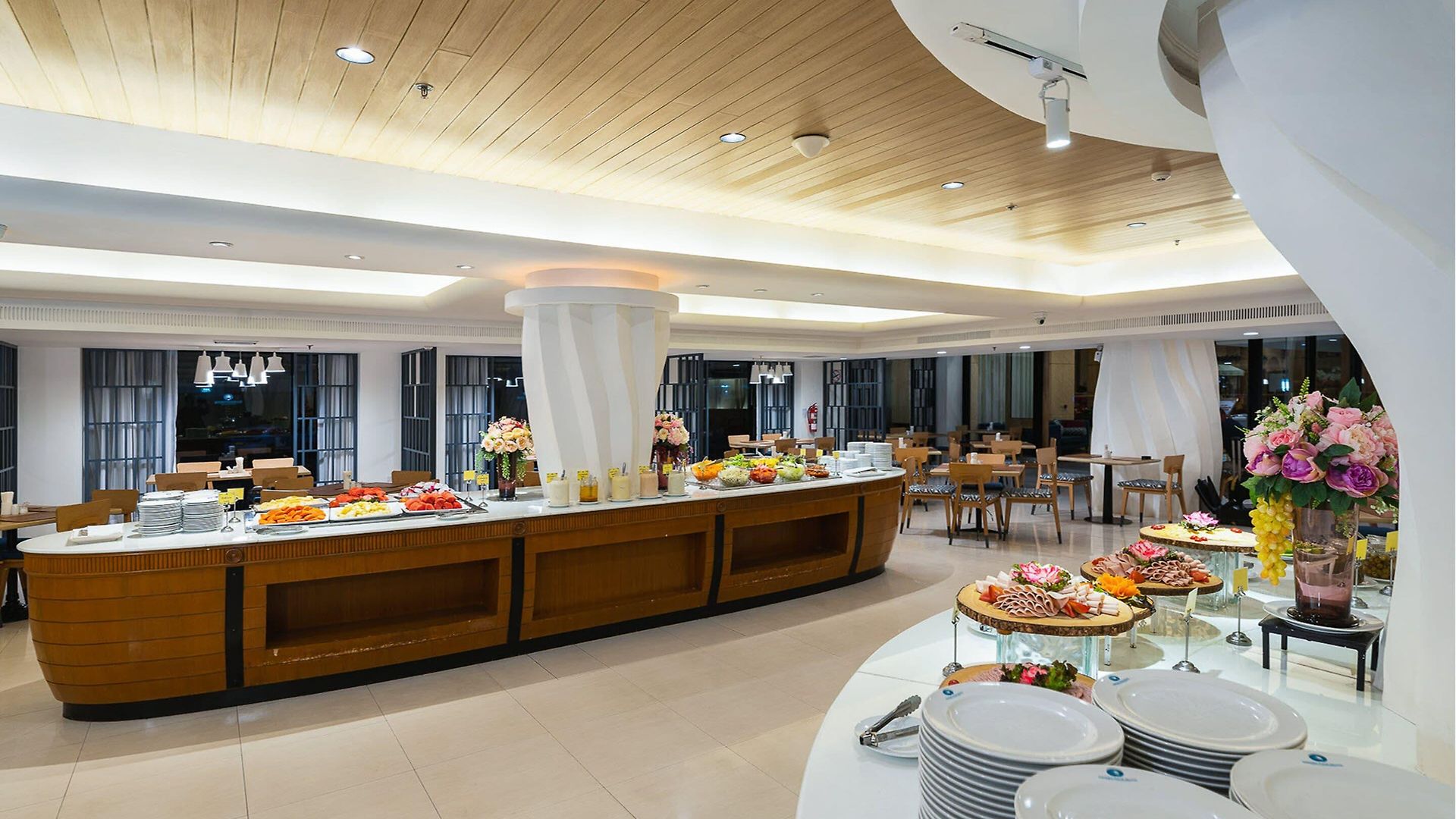 Jomtien Palm & - Family-friendly โรงแรม 5*