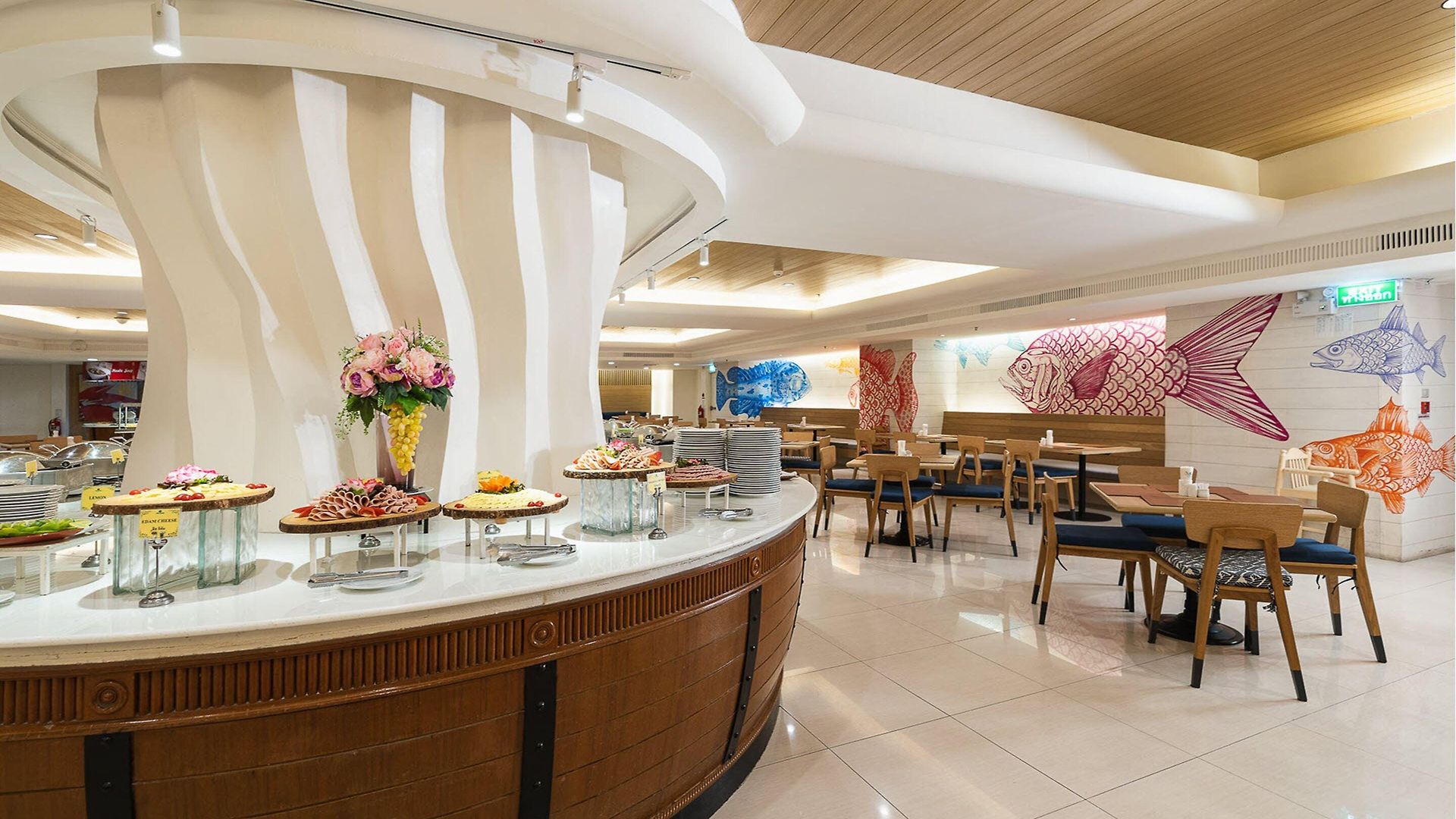 Jomtien Palm & - Family-friendly โรงแรม Pattaya