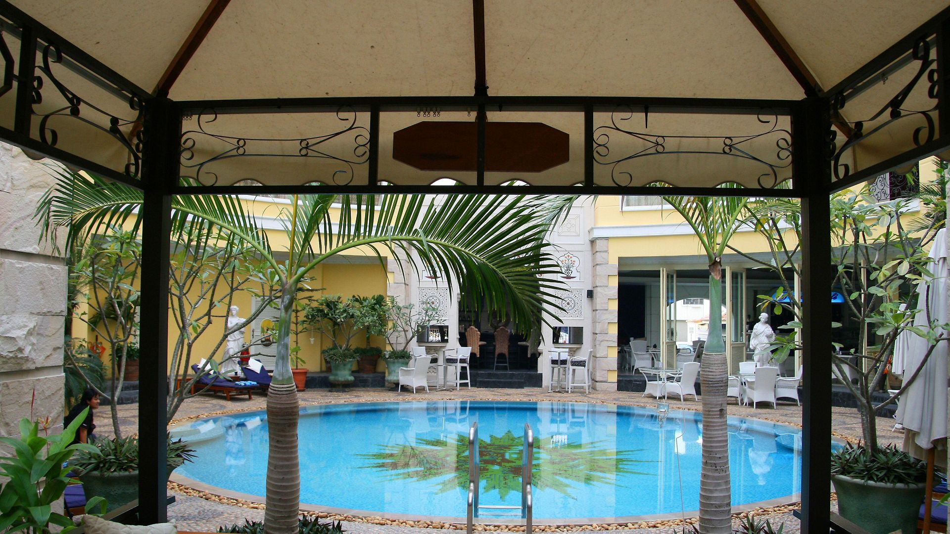 Four Seasons Place 4* Pattaya