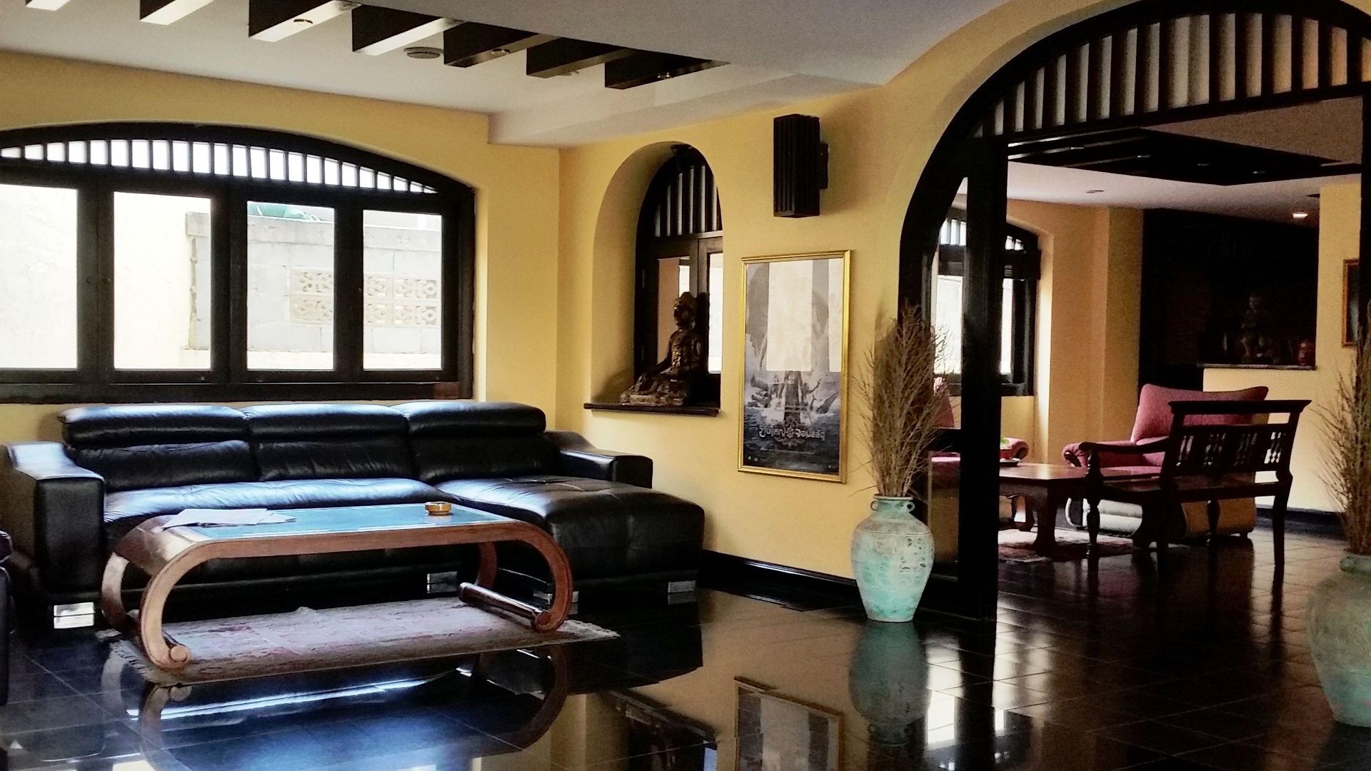 โรงแรม Nova Park 4*