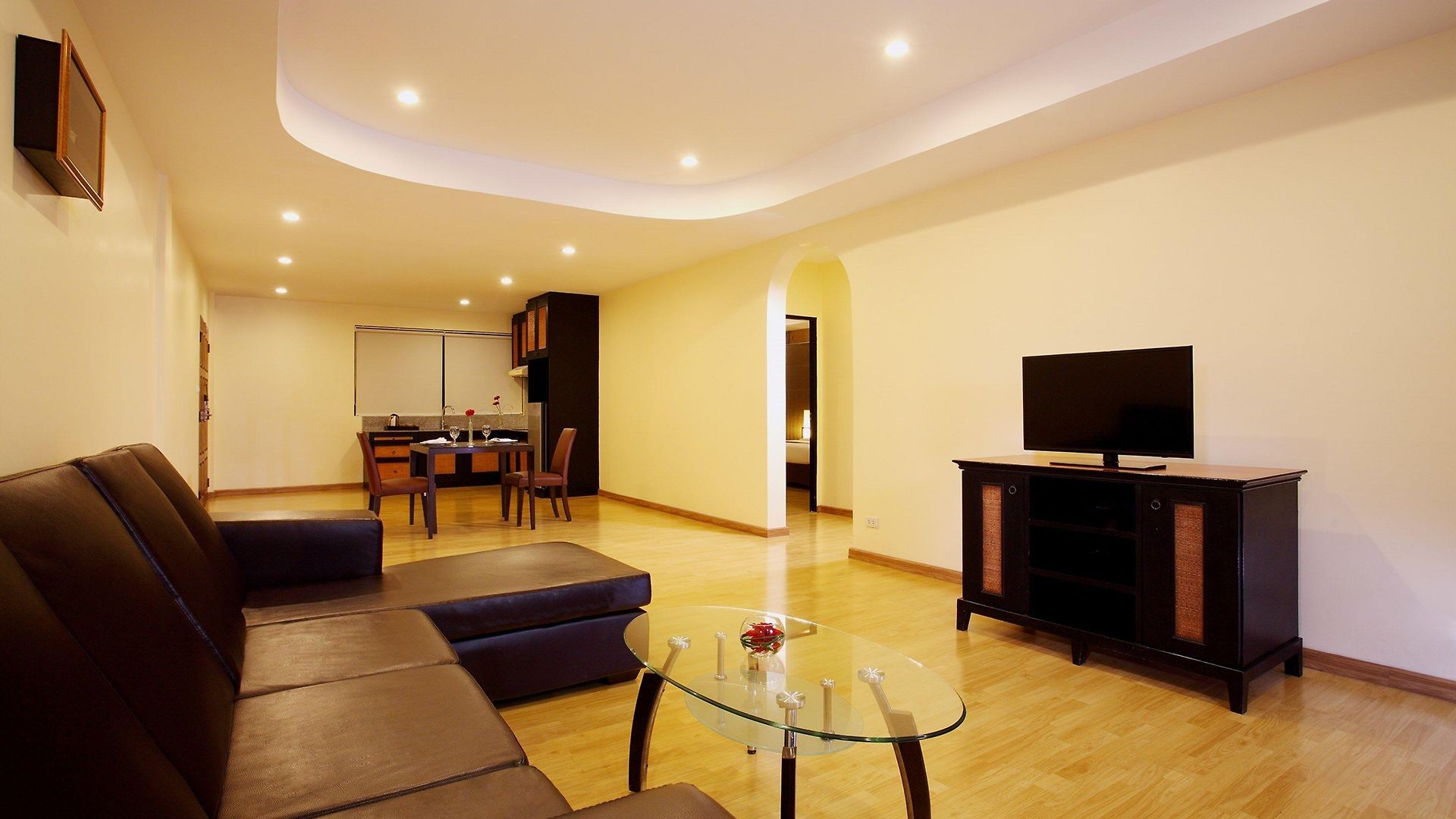 Nova Park โรงแรม 4*