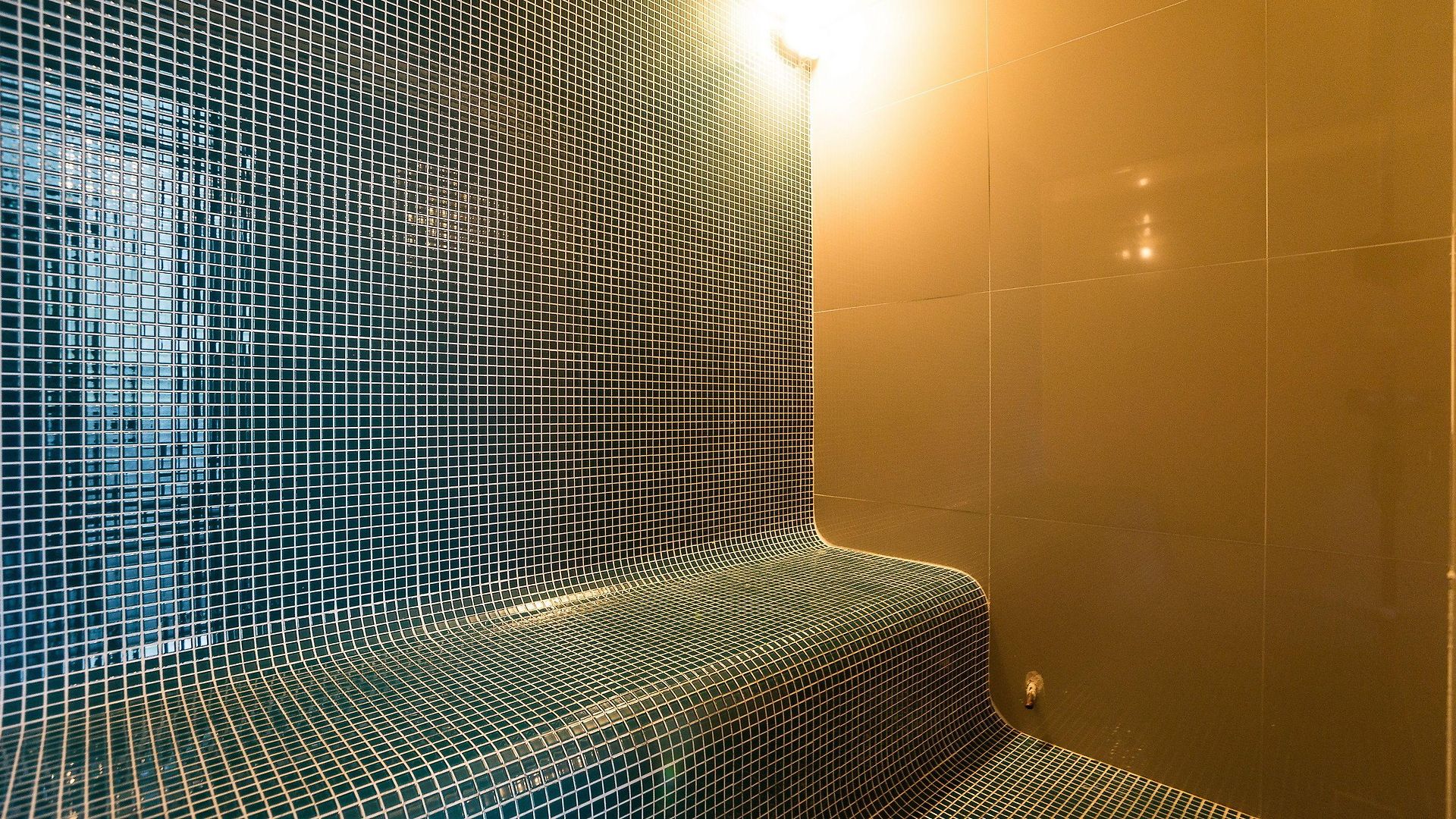 โรงแรม โรงแรมวิสต้า 4*