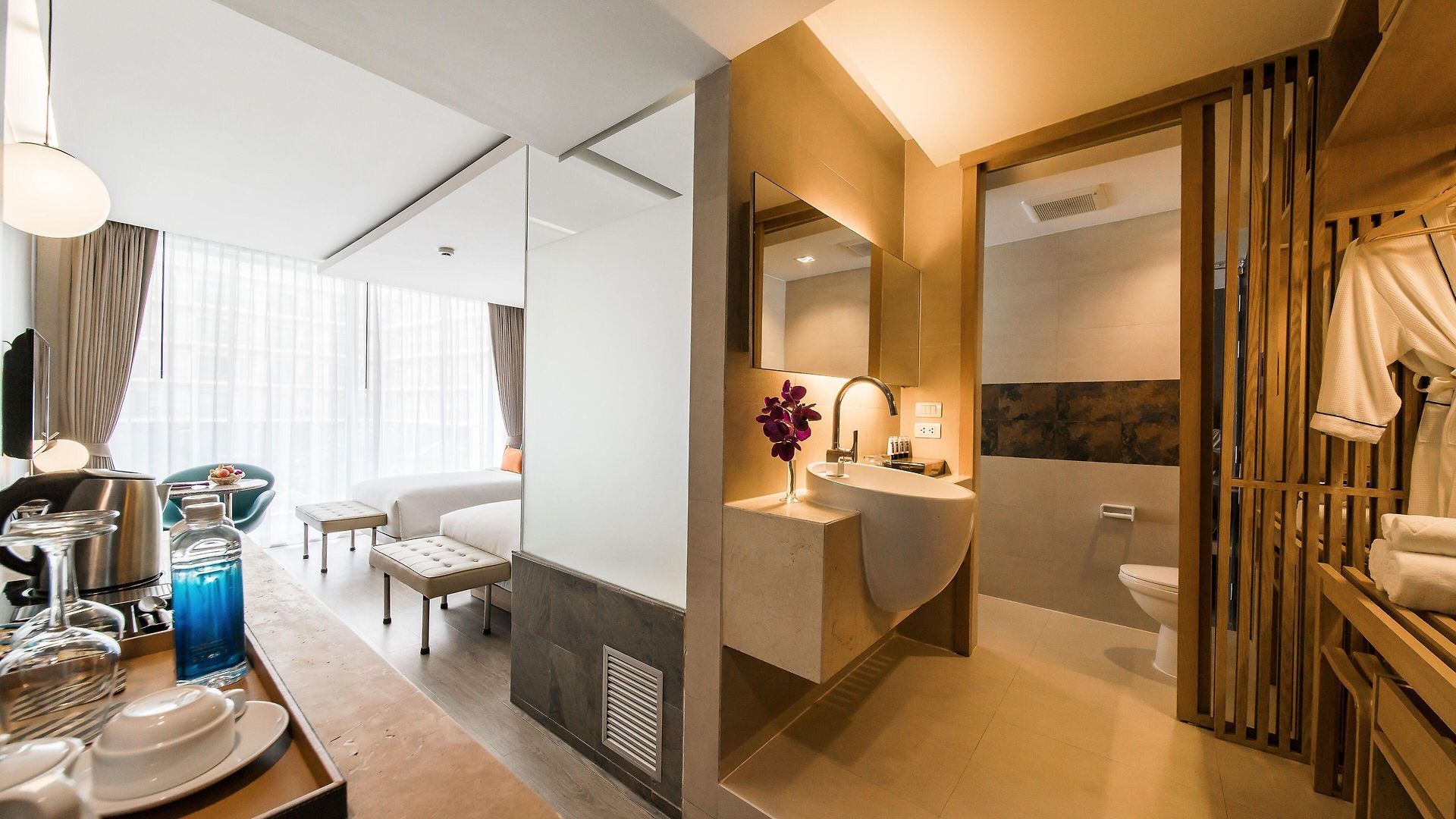 โรงแรม โรงแรมวิสต้า 4*