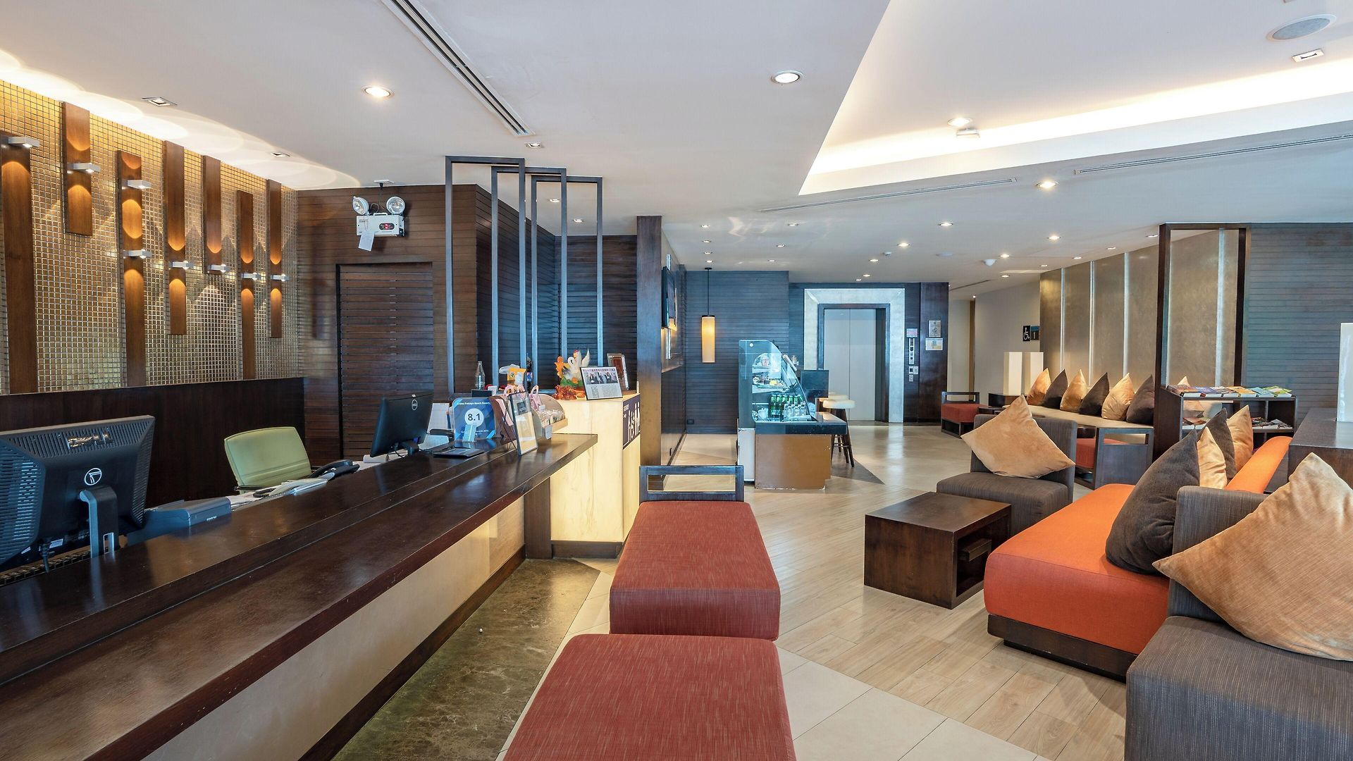 โรงแรม A-one