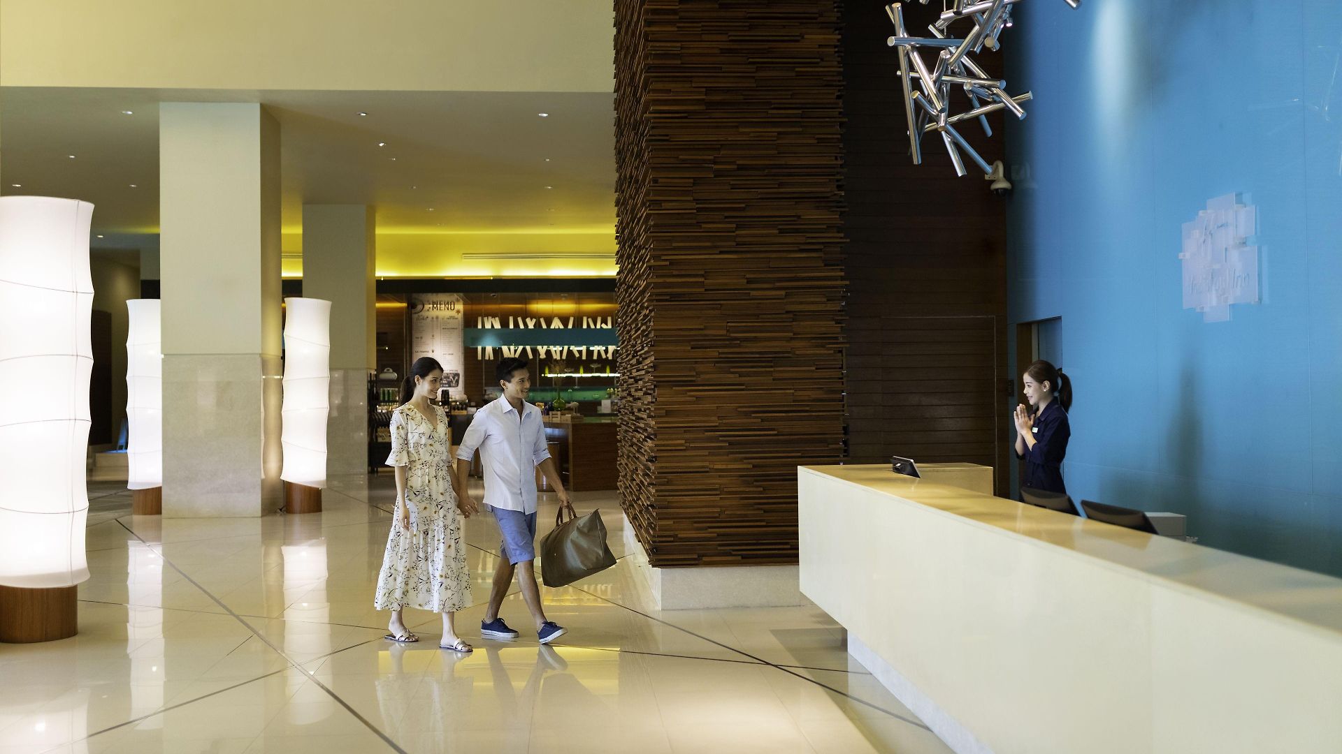 โรงแรมฮอลิเดย์อินน์ พัทยา โรงแรม 5*
