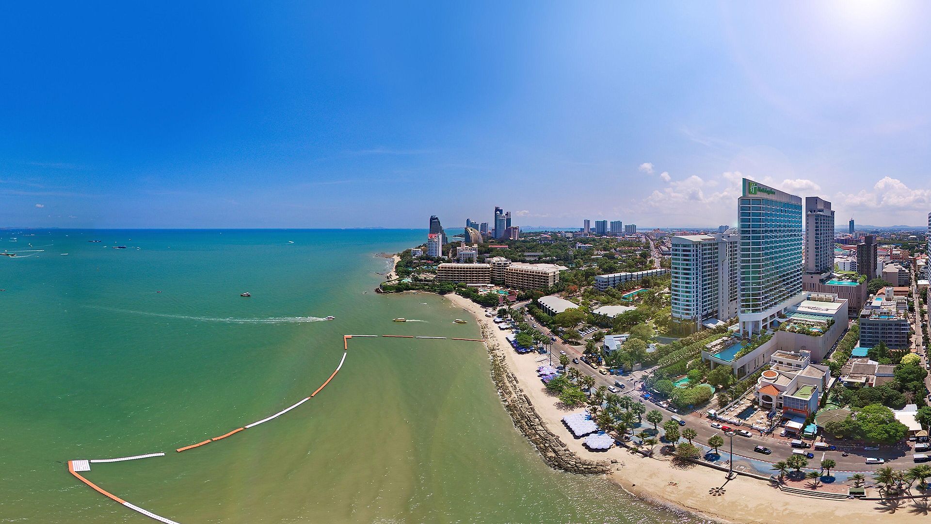 โรงแรมฮอลิเดย์อินน์ พัทยา โรงแรม Pattaya