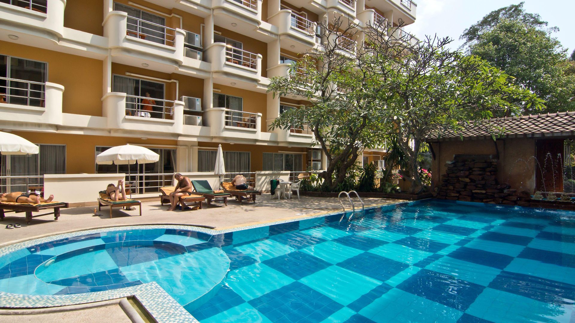 เบลลาวิลล่า พรีม่า โรงแรม Pattaya