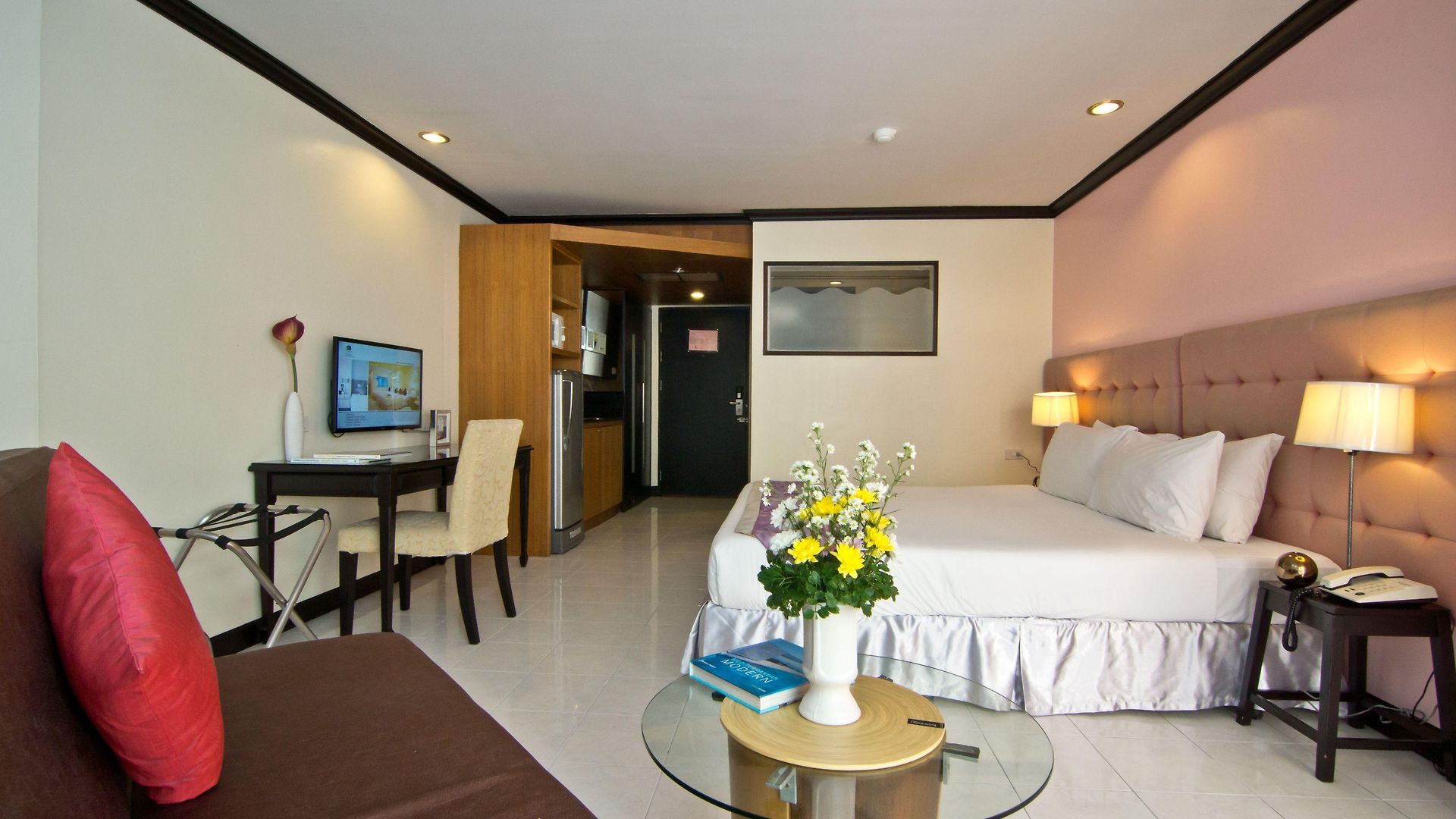 Bella Metro Hotel 3*