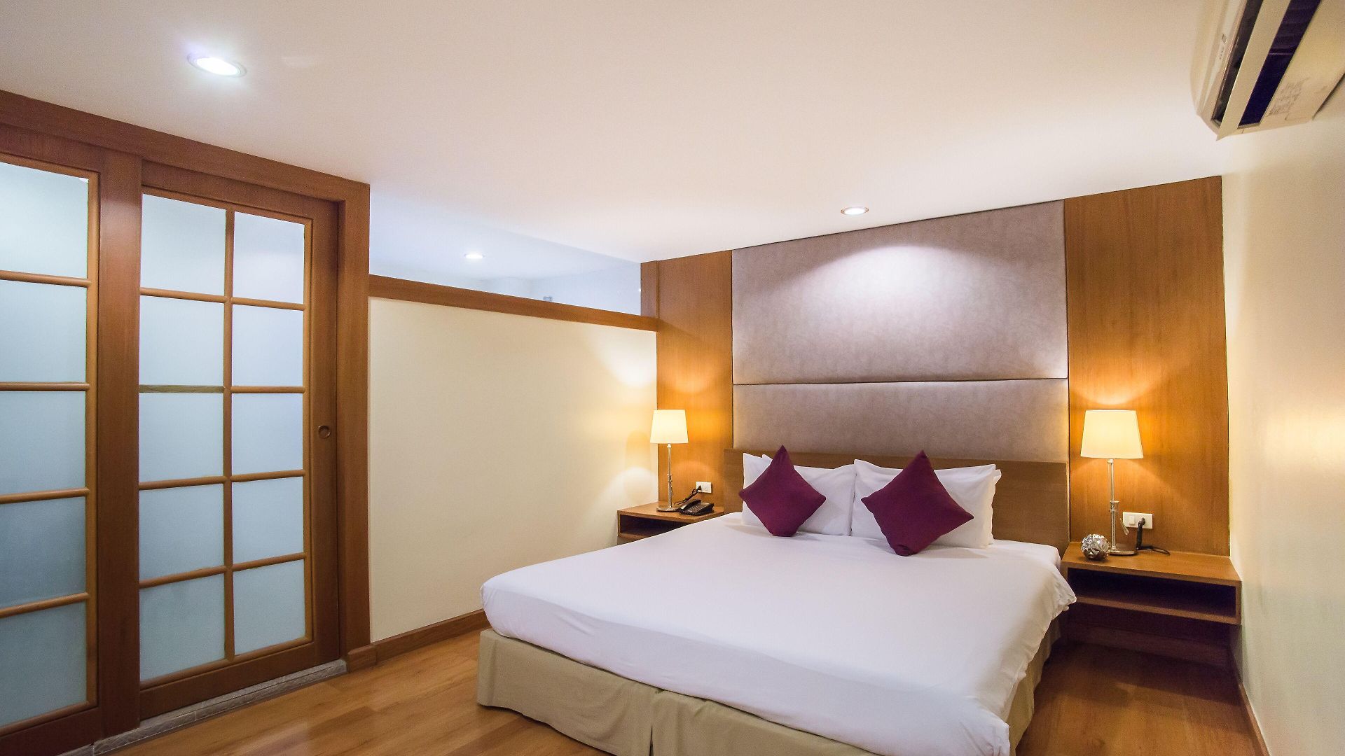 Bella Metro Hotel 3*