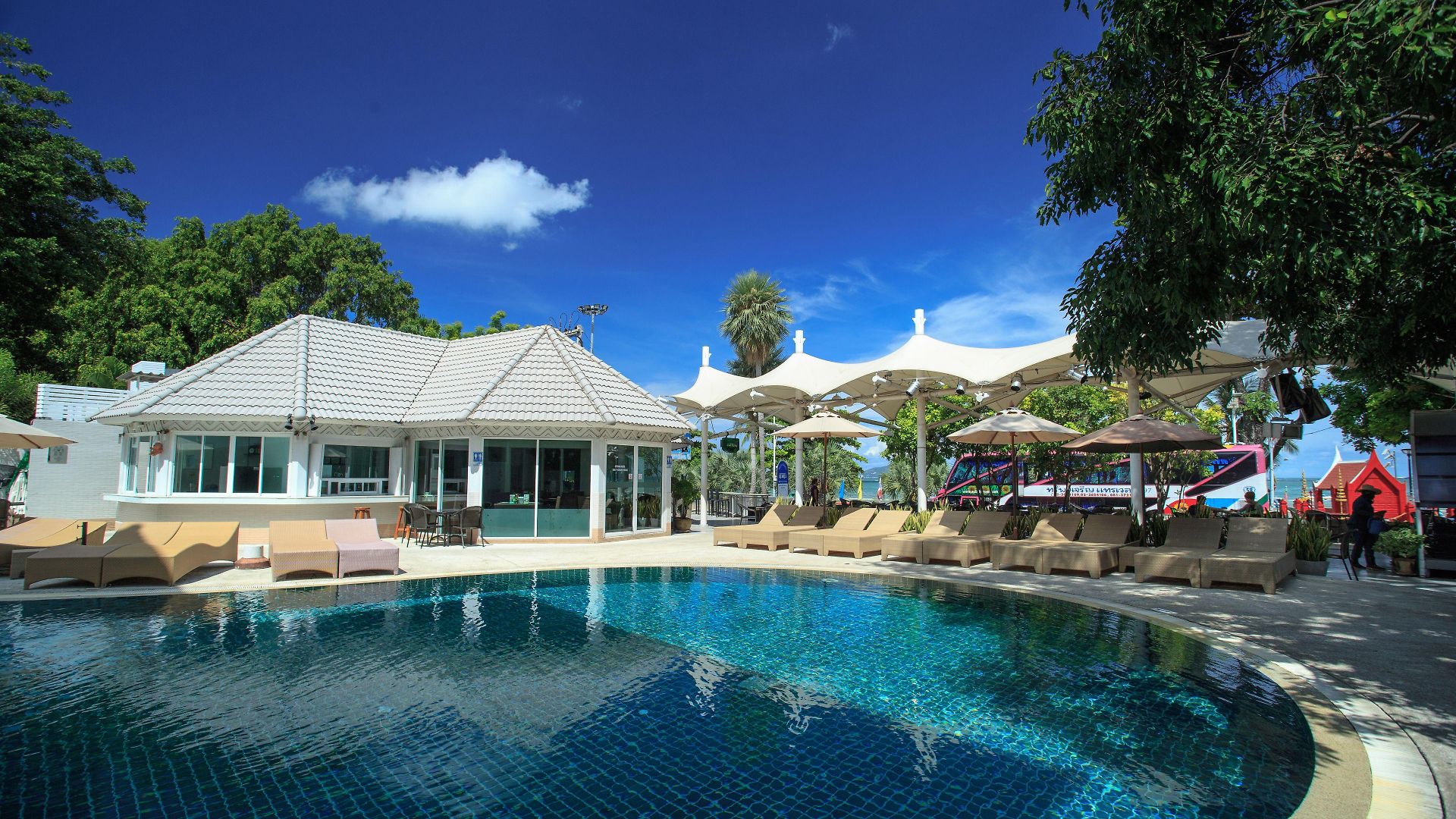 Discovery โรงแรม