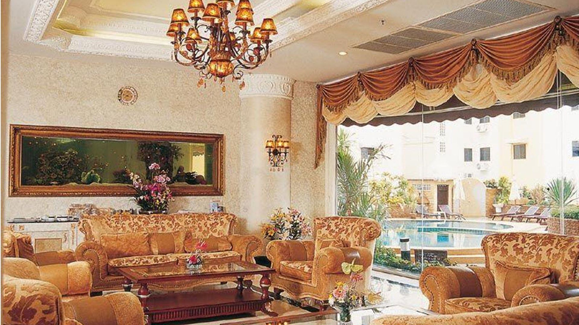 โรงแรม แอลเค เมโทรโพล 4*
