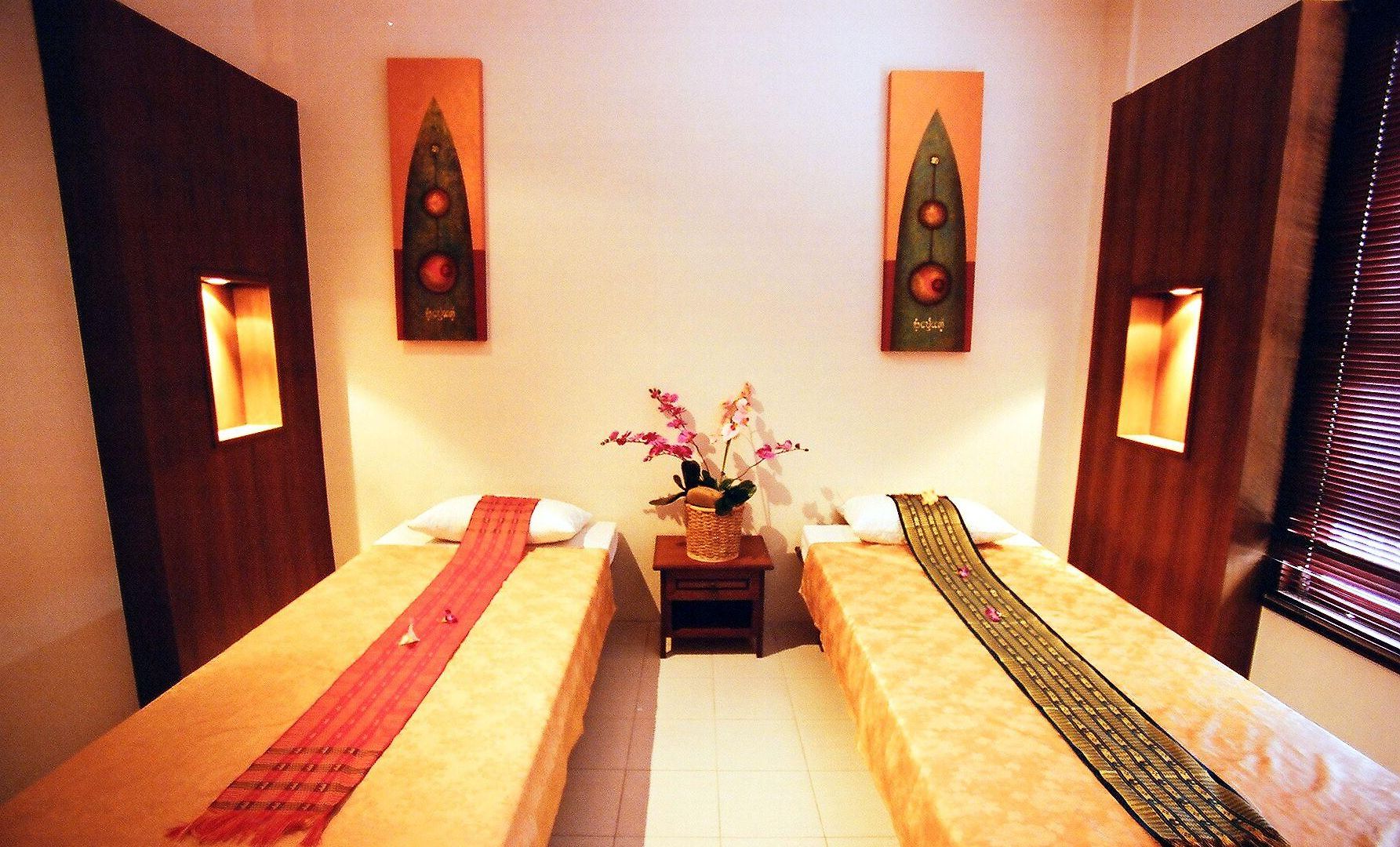 โรงแรม อีสเทิร์นแกรนด์พาเลซ 4*