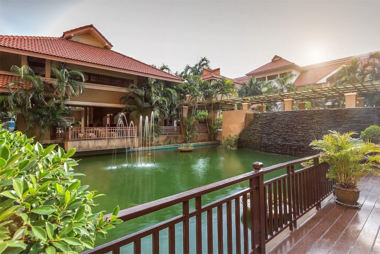อีสเทิร์นแกรนด์พาเลซ 4* Pattaya