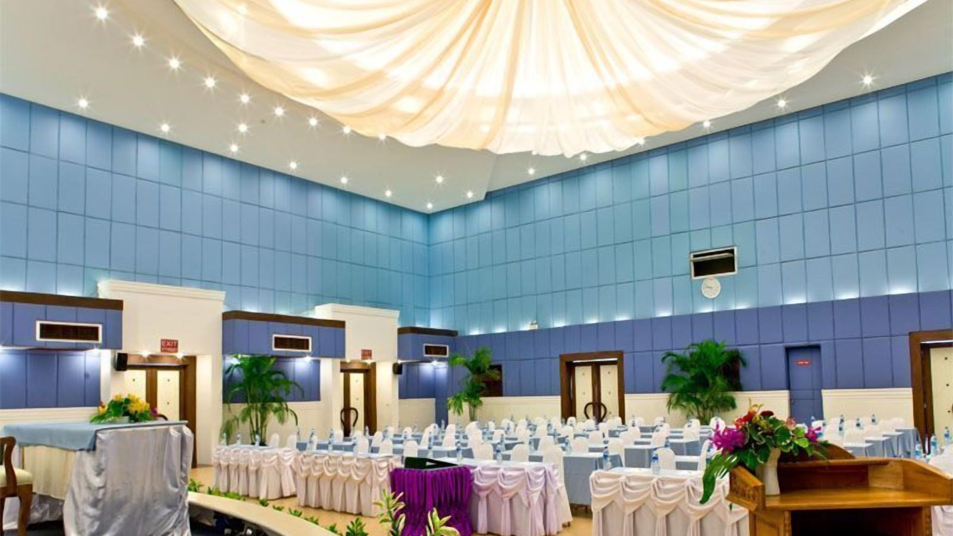 โรงแรม อีสเทิร์นแกรนด์พาเลซ 4*