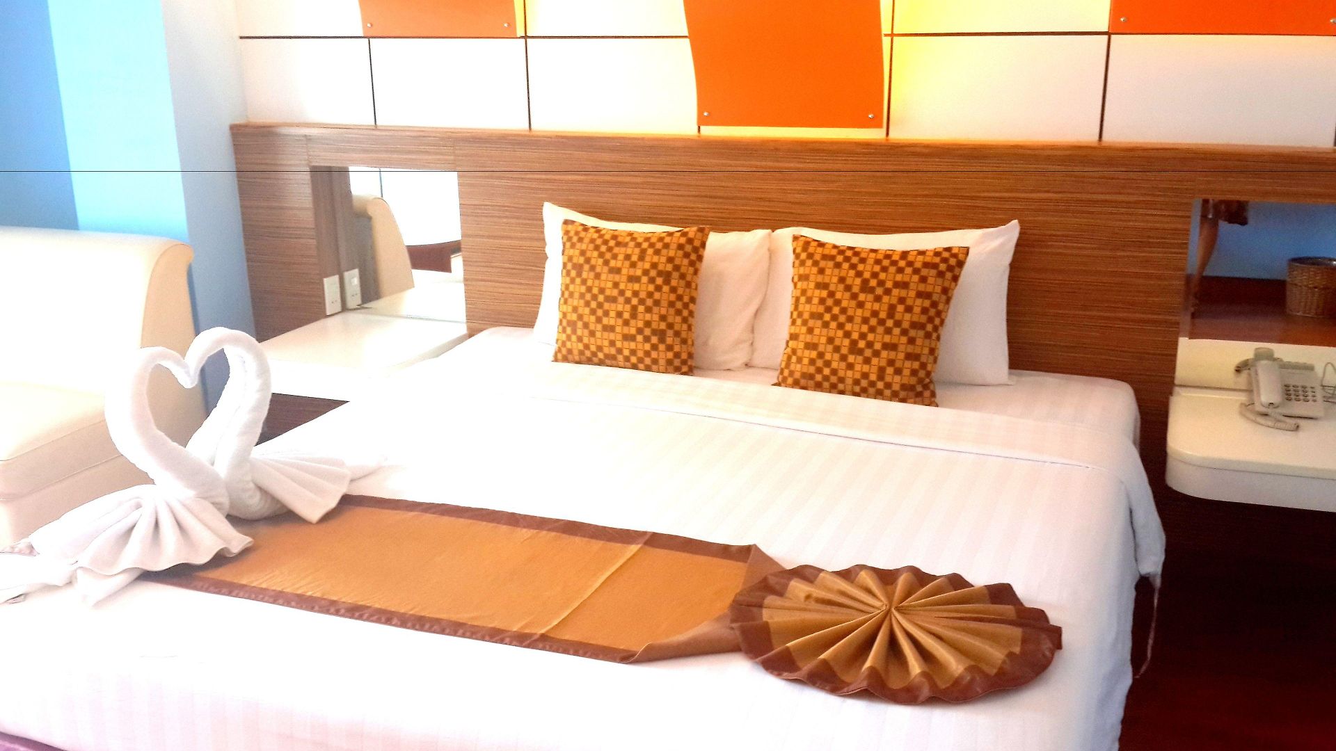 โรงแรมซีซาร์ พาเลซ 4*