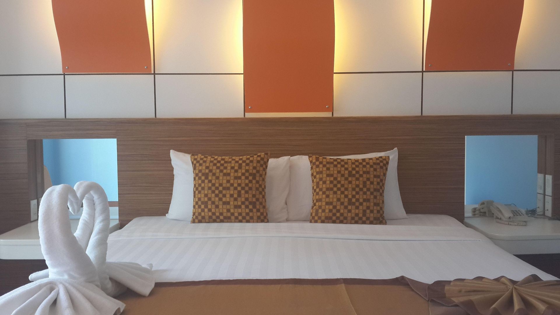 โรงแรมซีซาร์ พาเลซ โรงแรม 4*