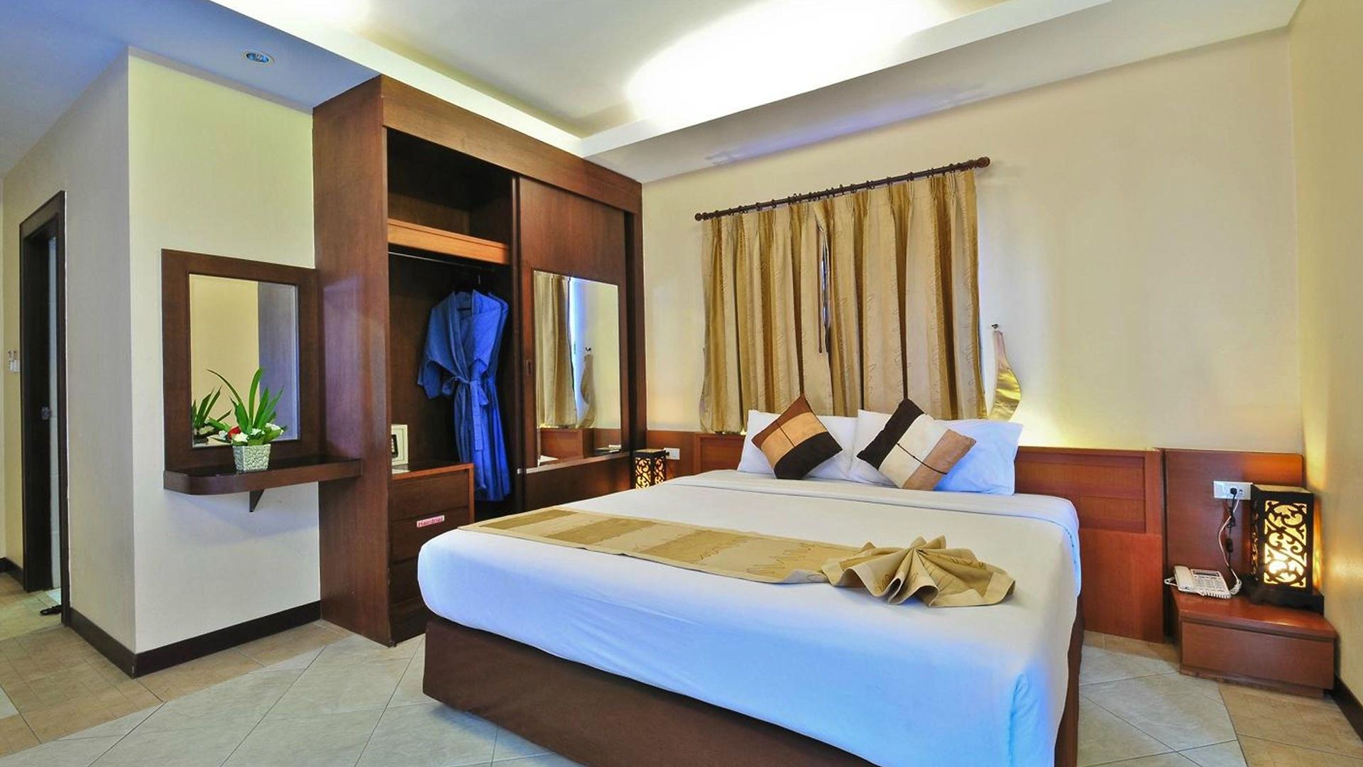 Gazebo Resort, รีสอร์ท