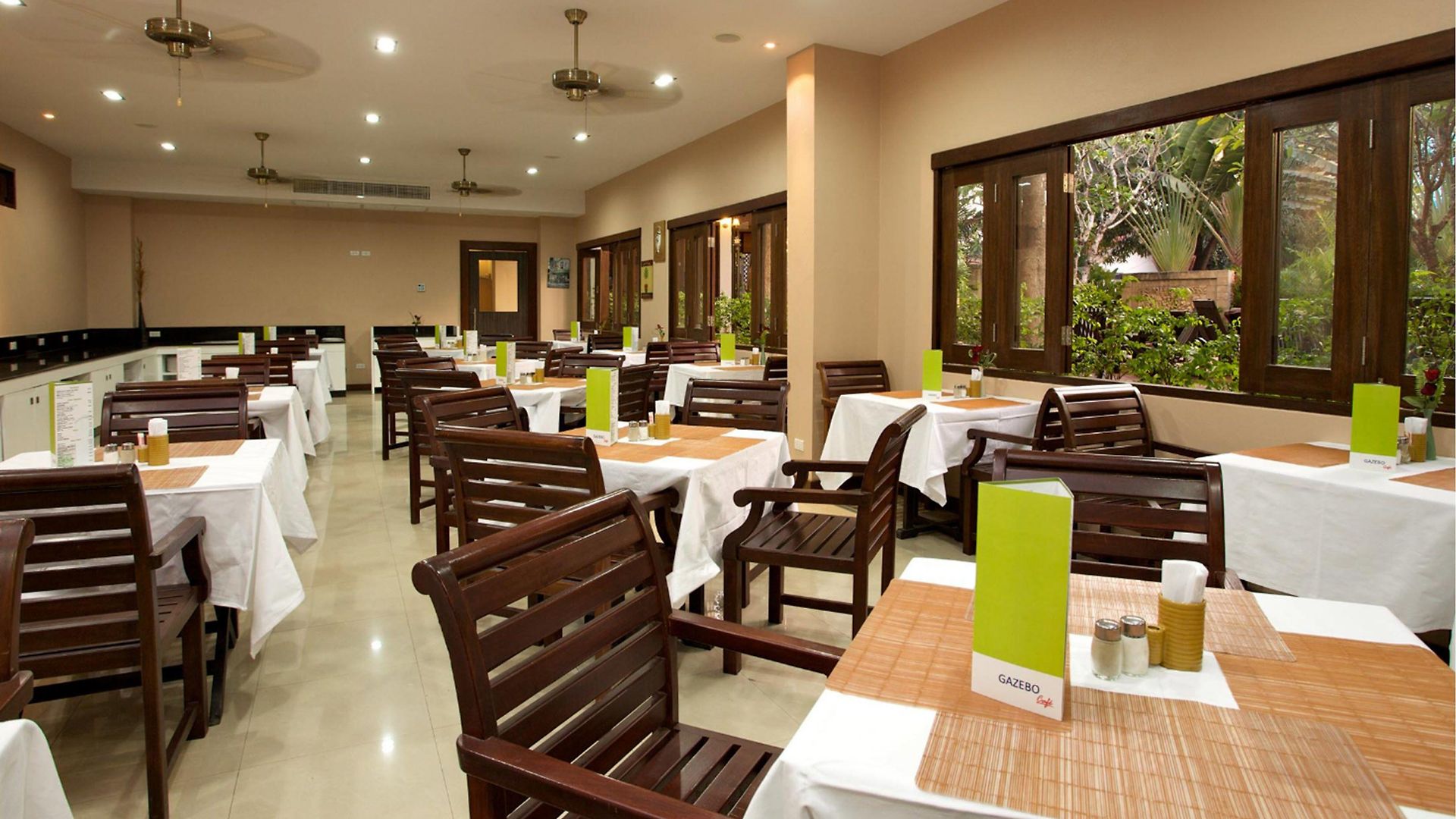 Gazebo Resort, 3*
