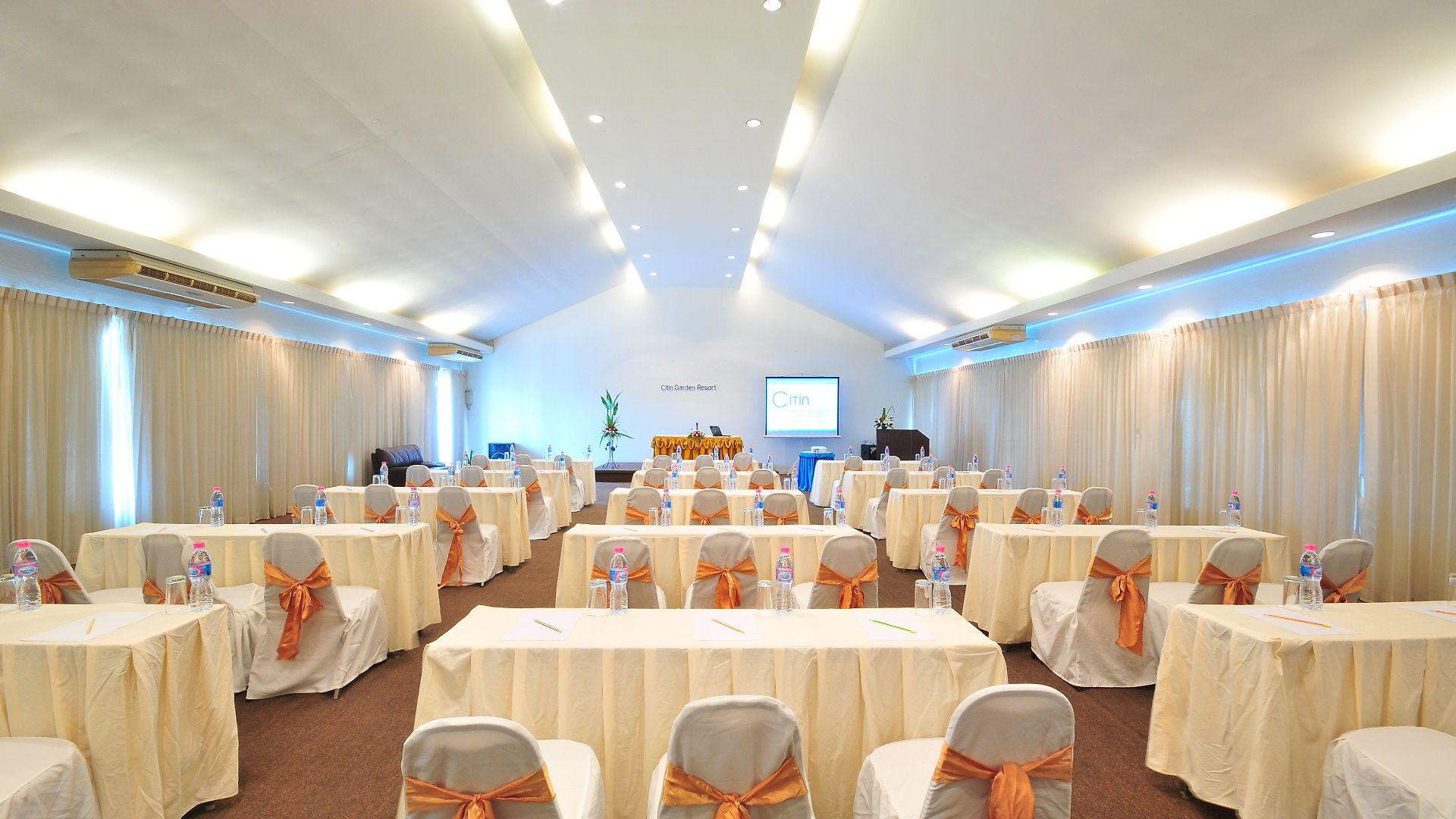 รีสอร์ท Gazebo Resort,