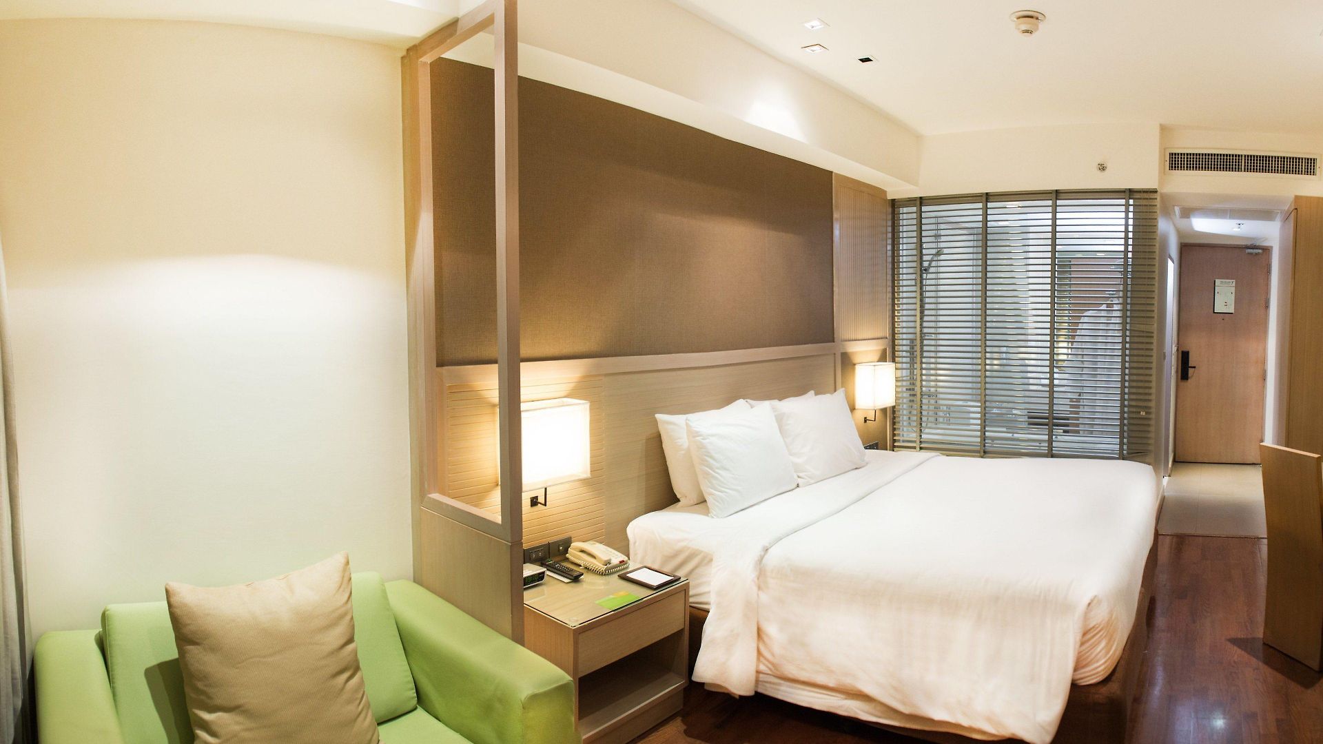 โรงแรม Signature