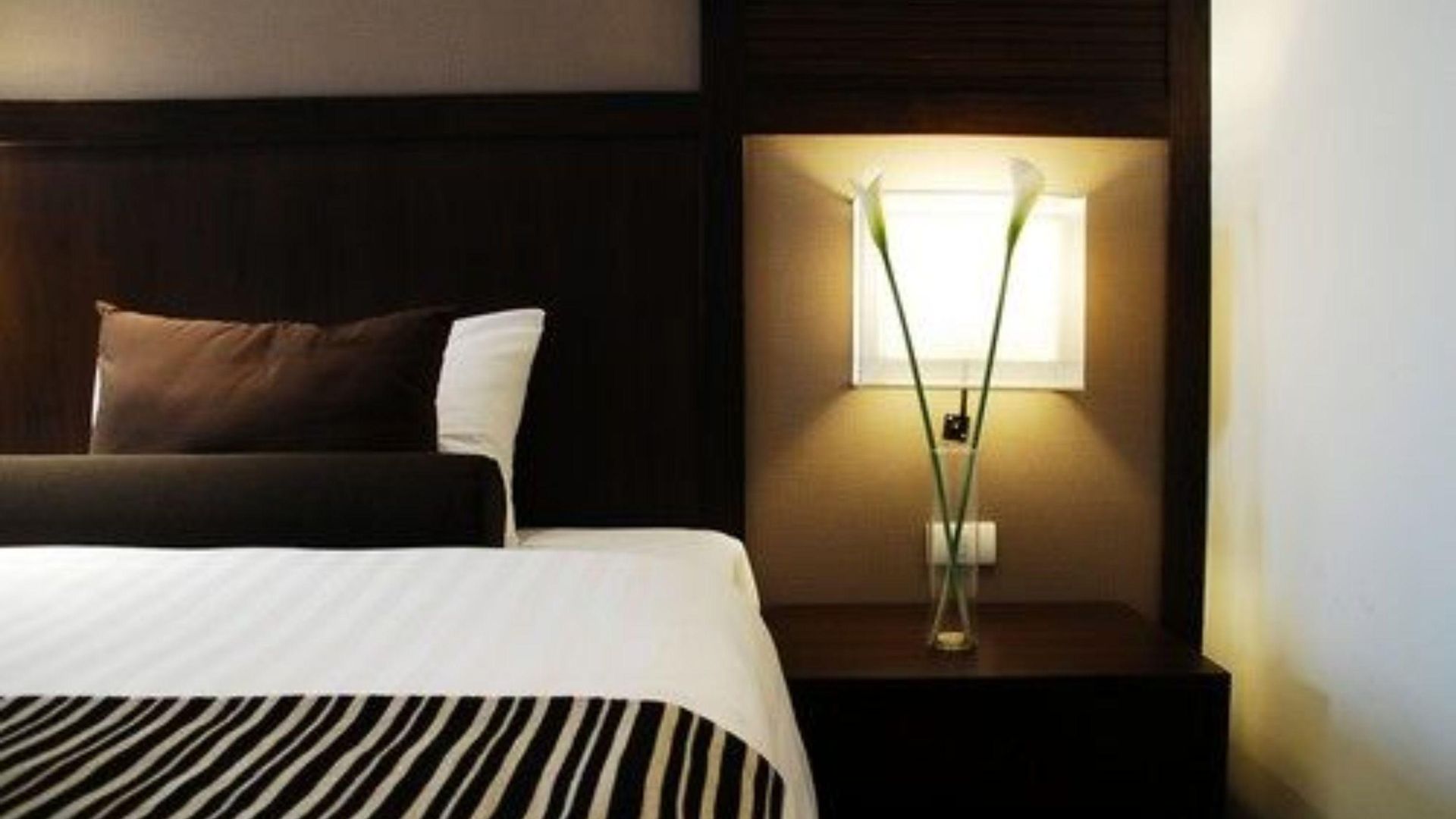 Signature โรงแรม 4*